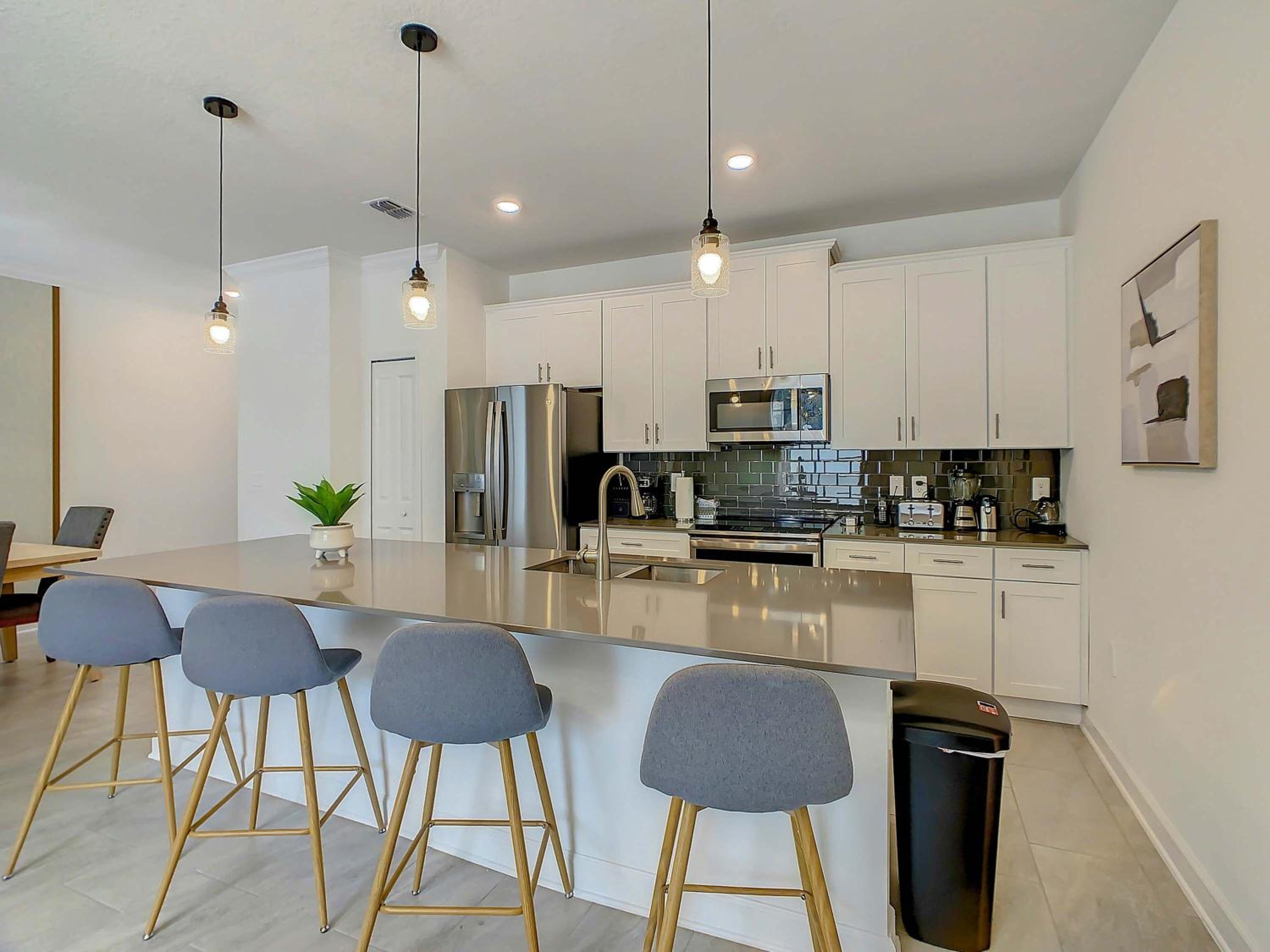 4BR Townhouse with Private Pool near Disney