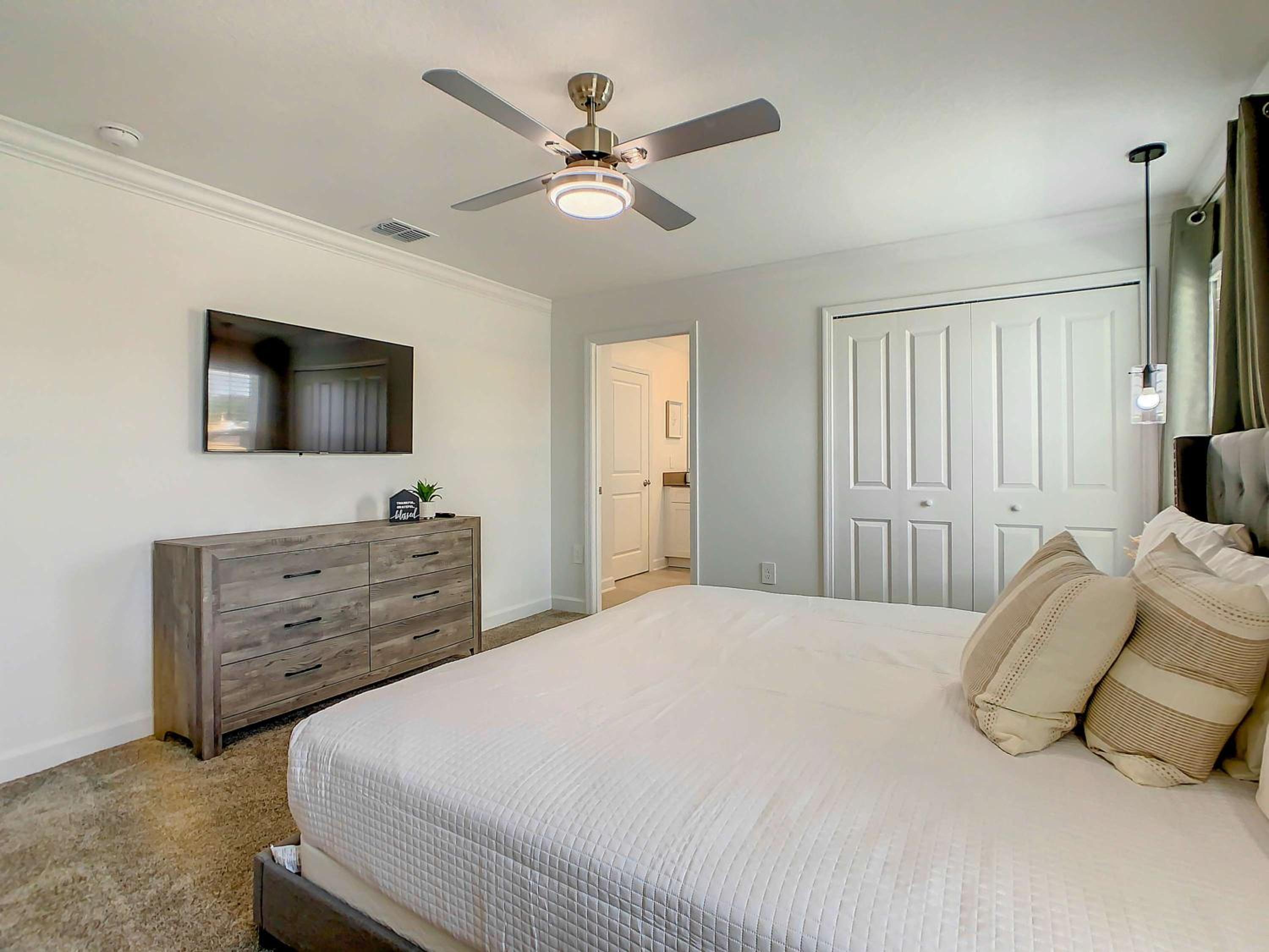 4BR Townhouse with Private Pool near Disney