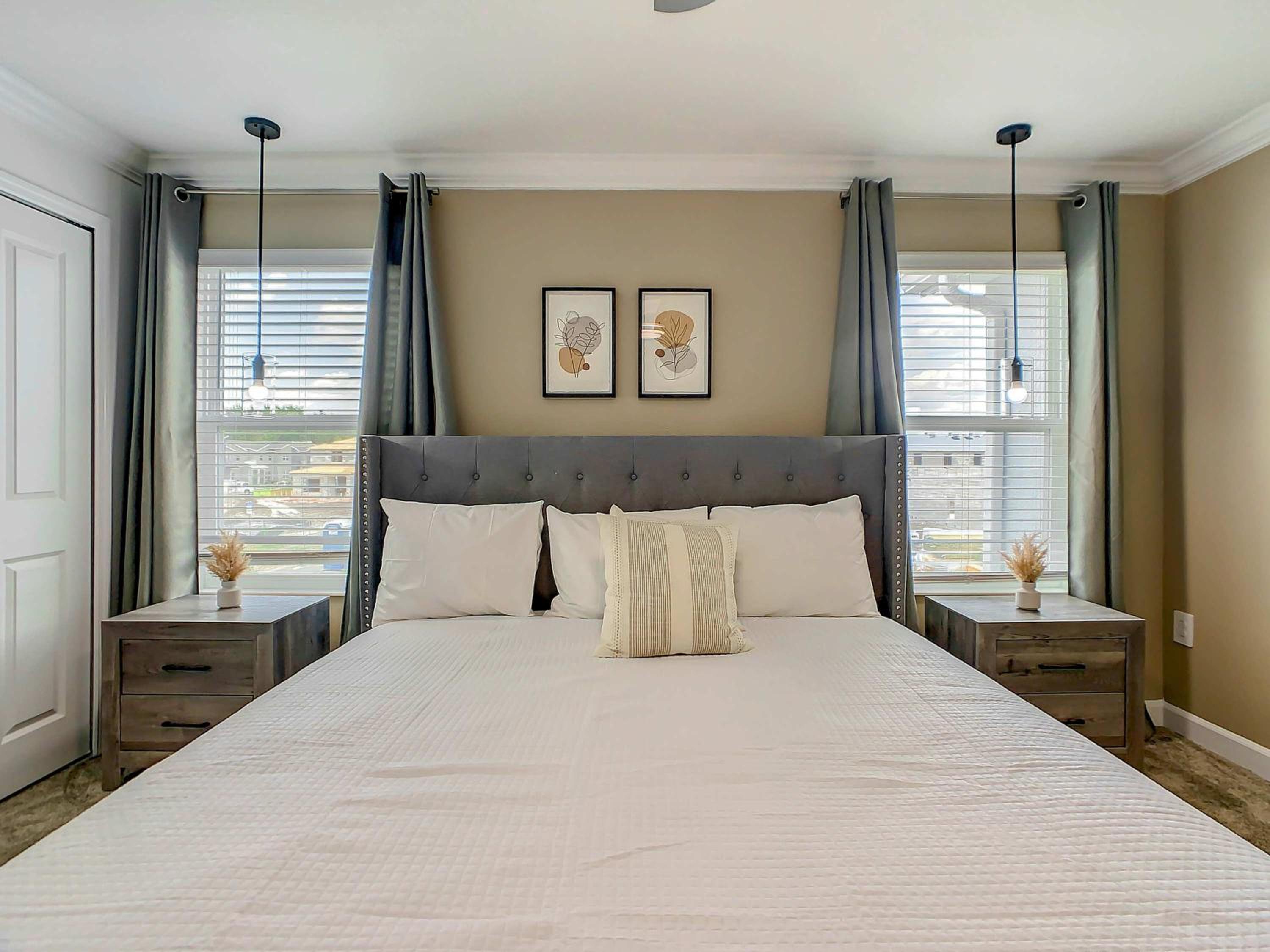 4BR Townhouse with Private Pool near Disney