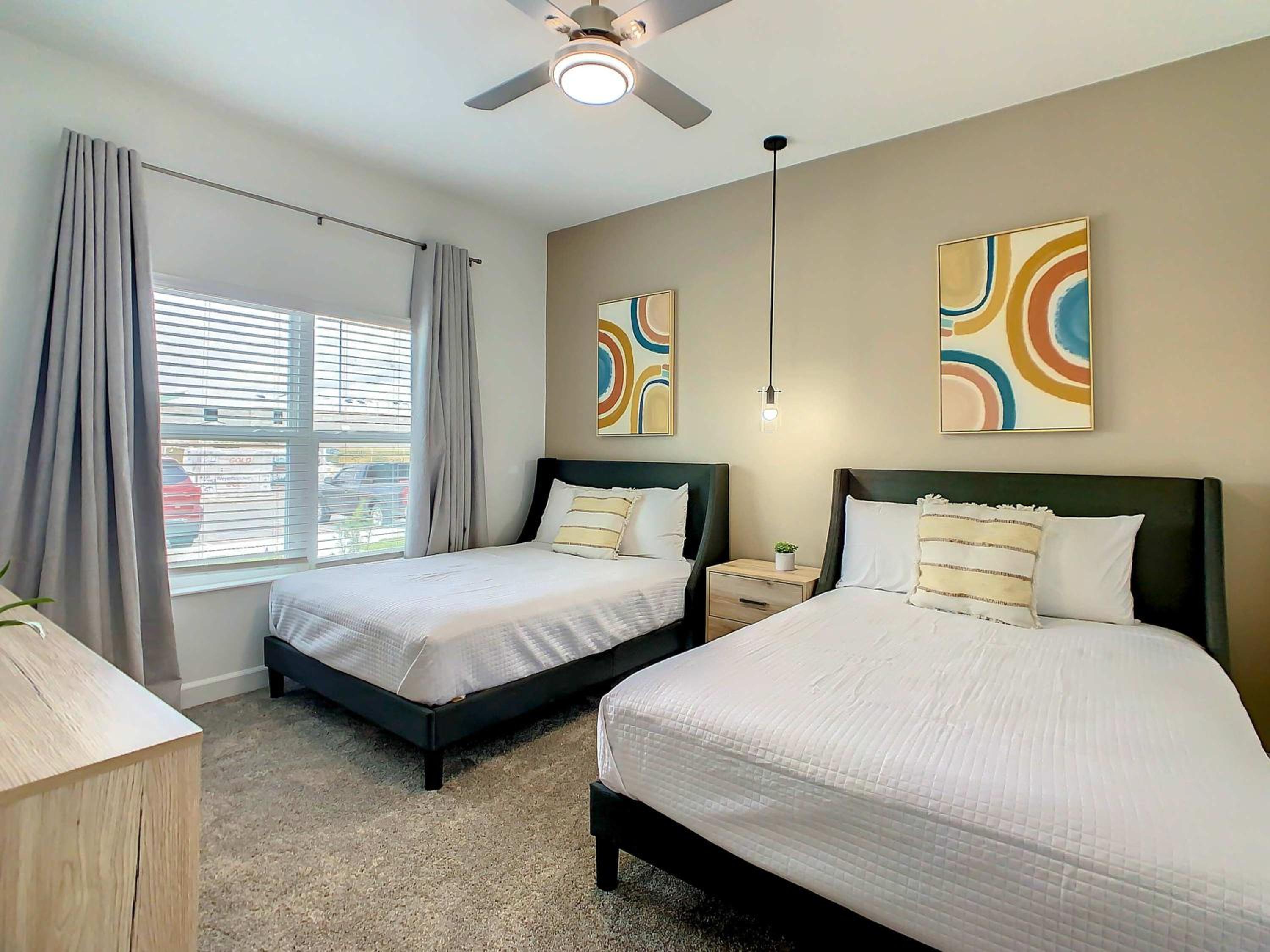 4BR Townhouse with Private Pool near Disney