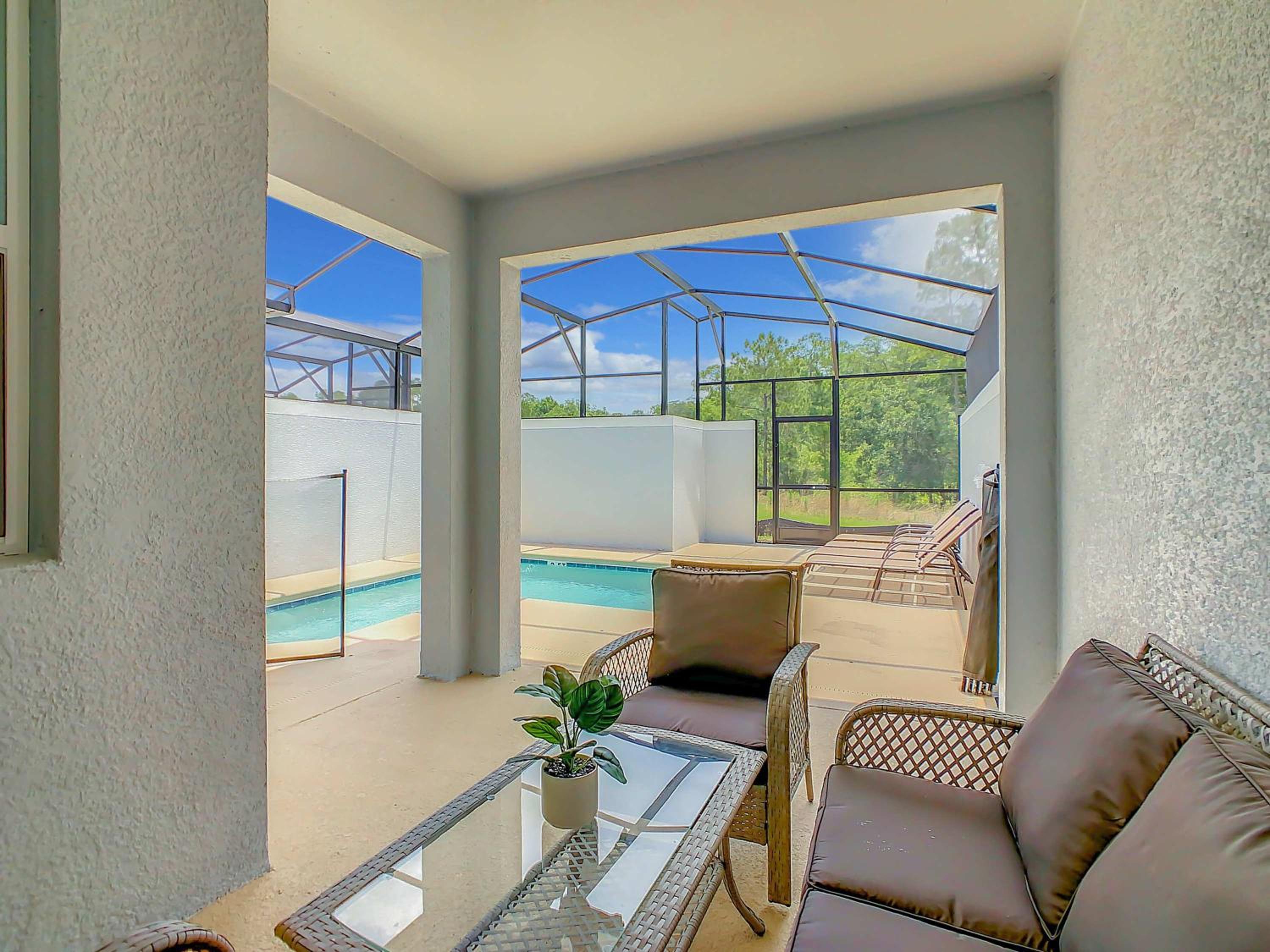 4BR Townhouse with Private Pool near Disney