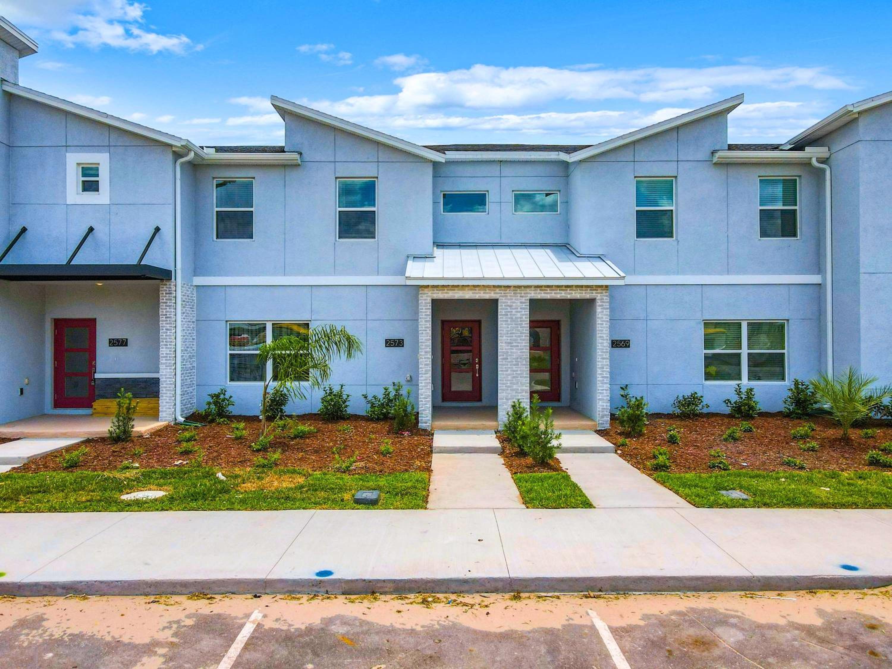 4BR Townhouse with Private Pool near Disney