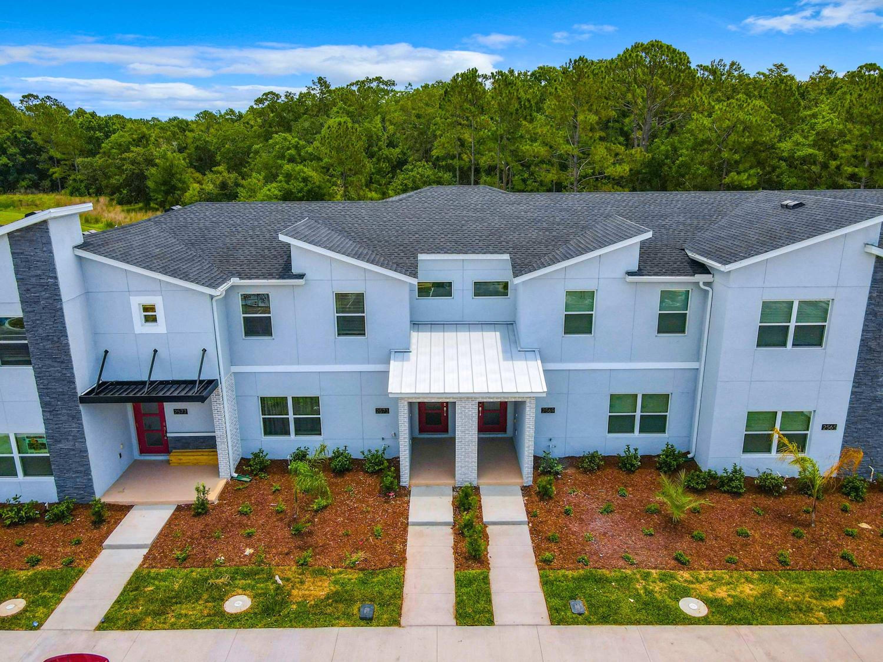 4BR Townhouse with Private Pool near Disney