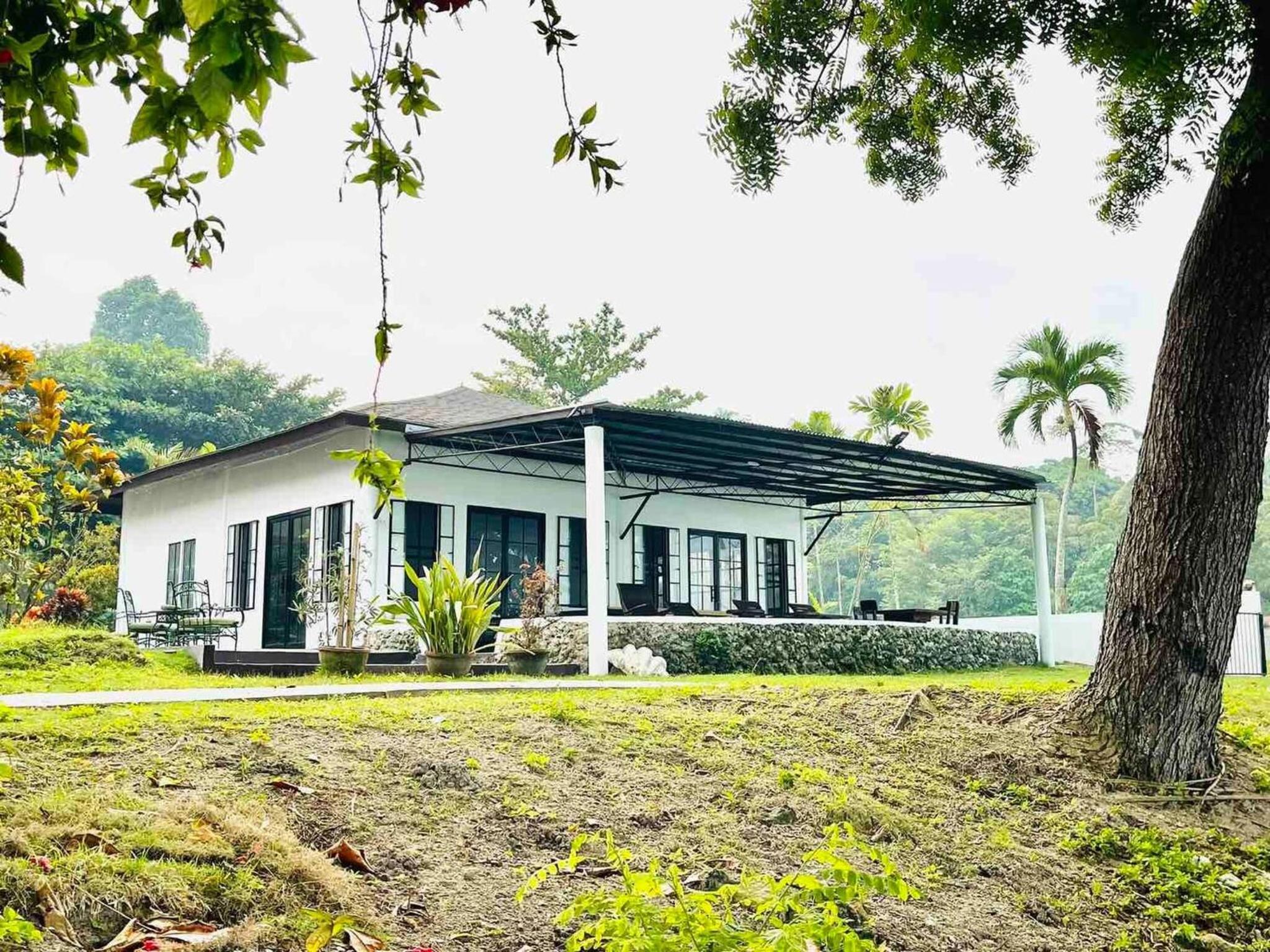Casa G Private BeachfrontYour own private beach