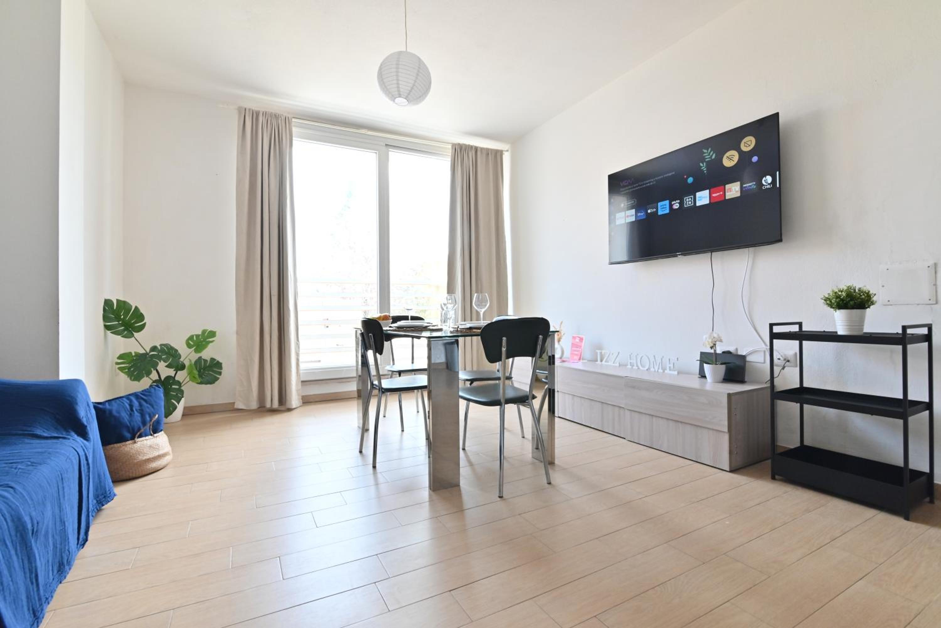 IzzHome Oasis