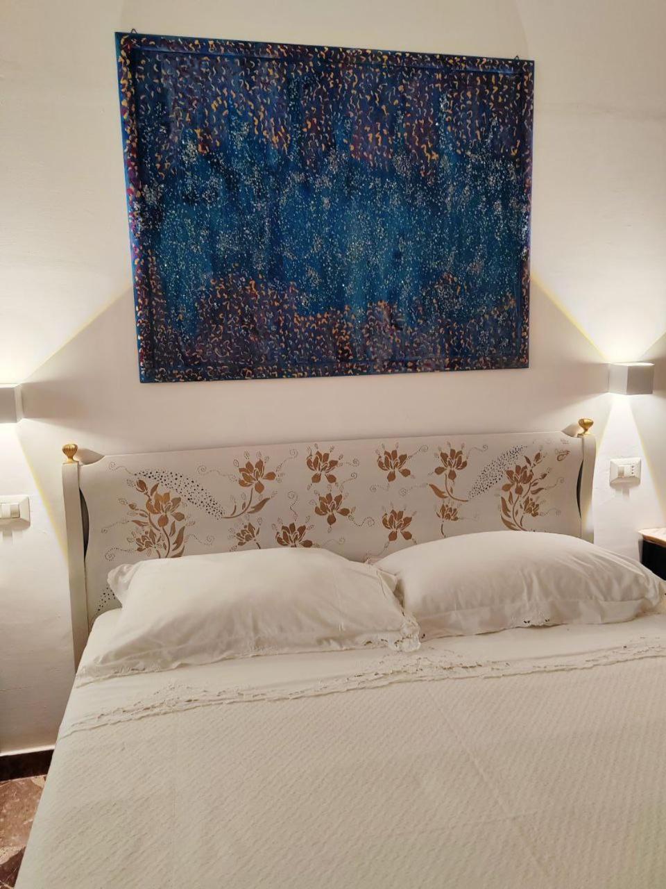 Capurso Suite -jacuzzi and garden