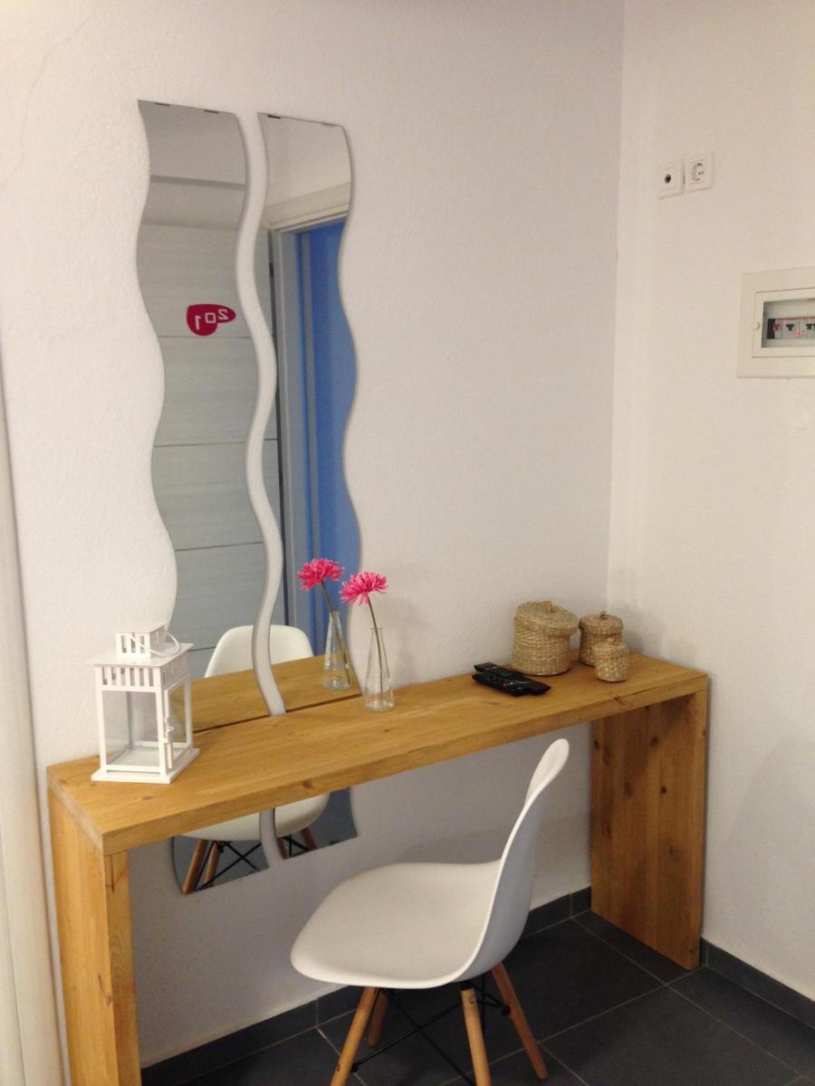 Philoxenia Suites