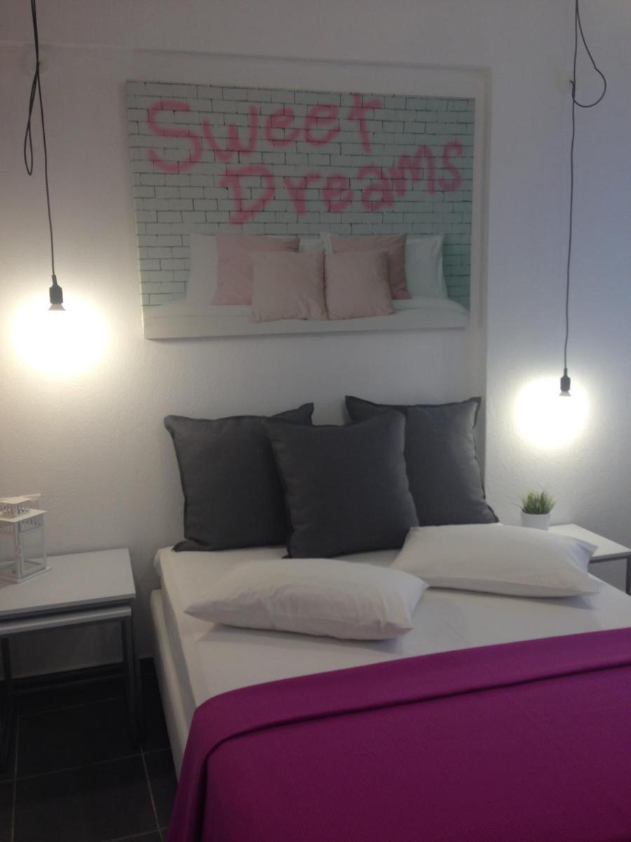 Philoxenia Suites