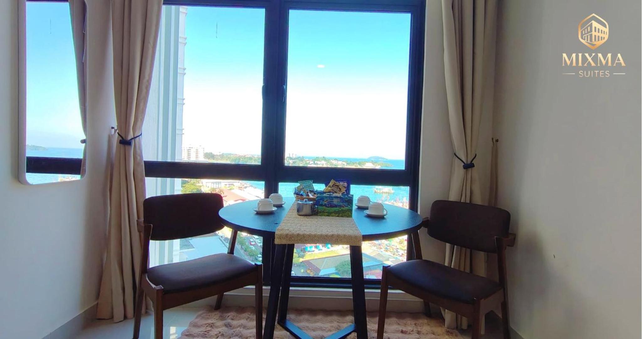 Panoramic Seaview KK City The Shore at Mixma Suites