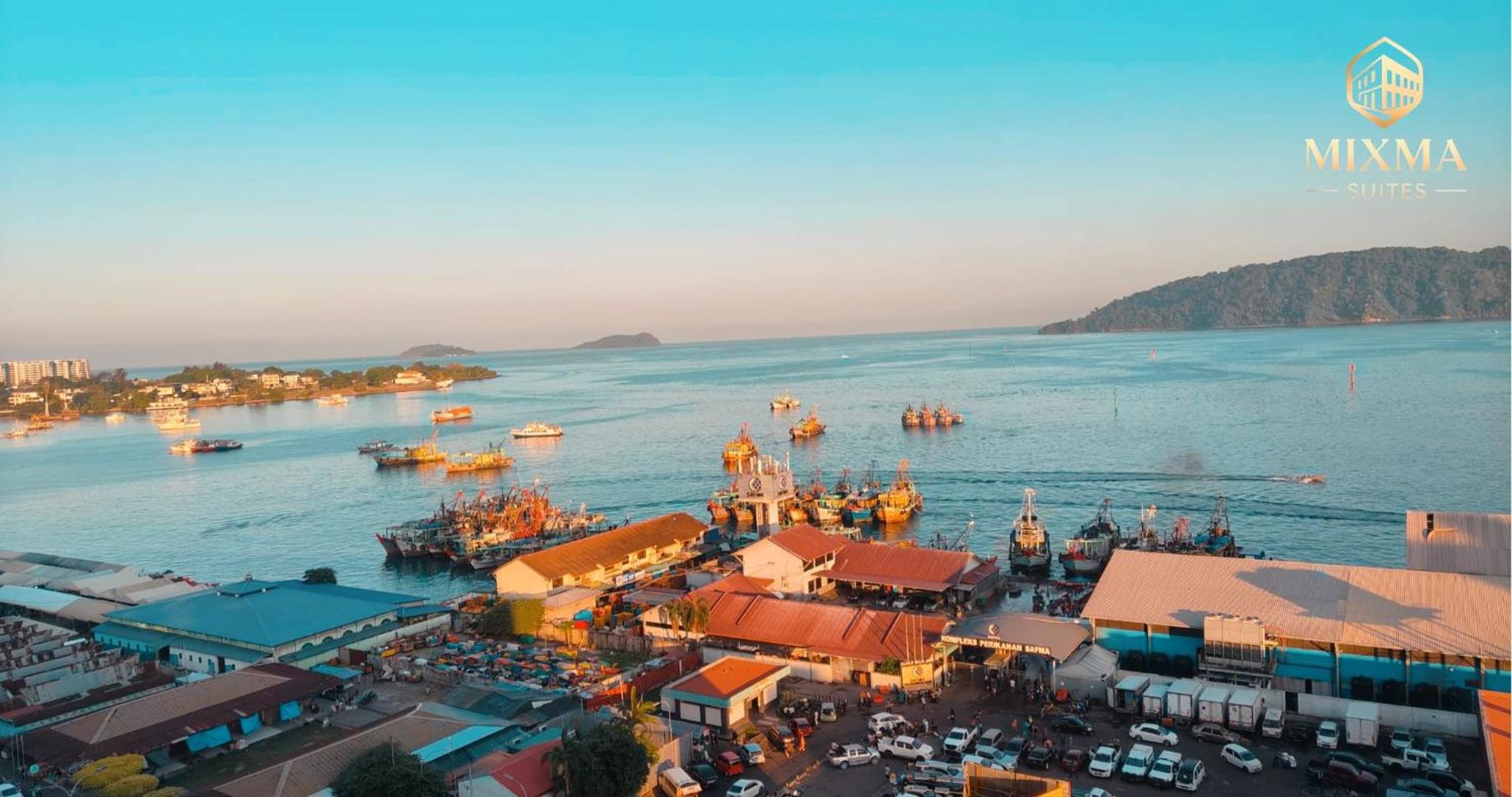 Panoramic Seaview KK City The Shore at Mixma Suites