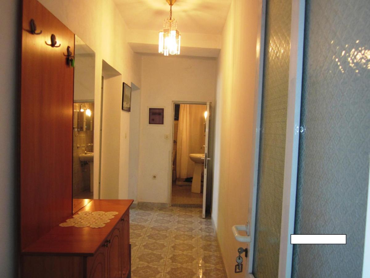 Guest House and Tavern Leo