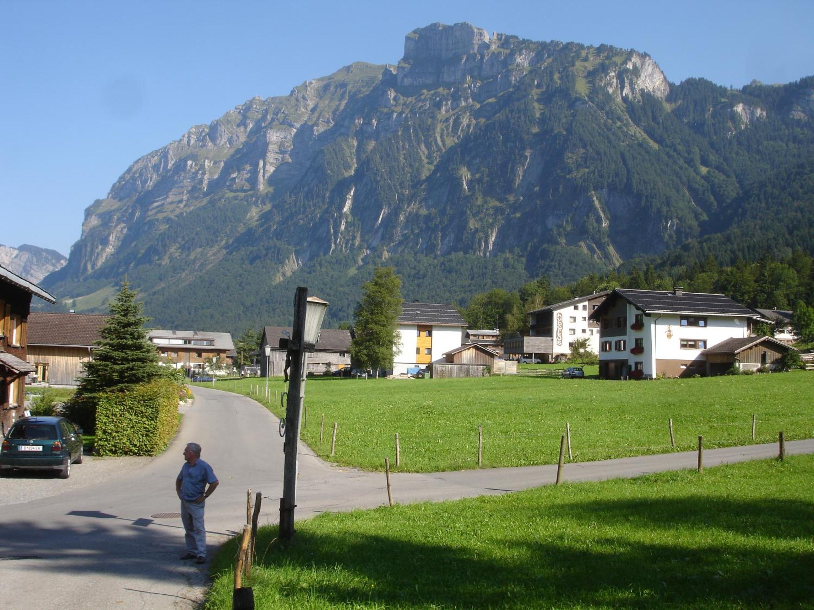 Photo 25