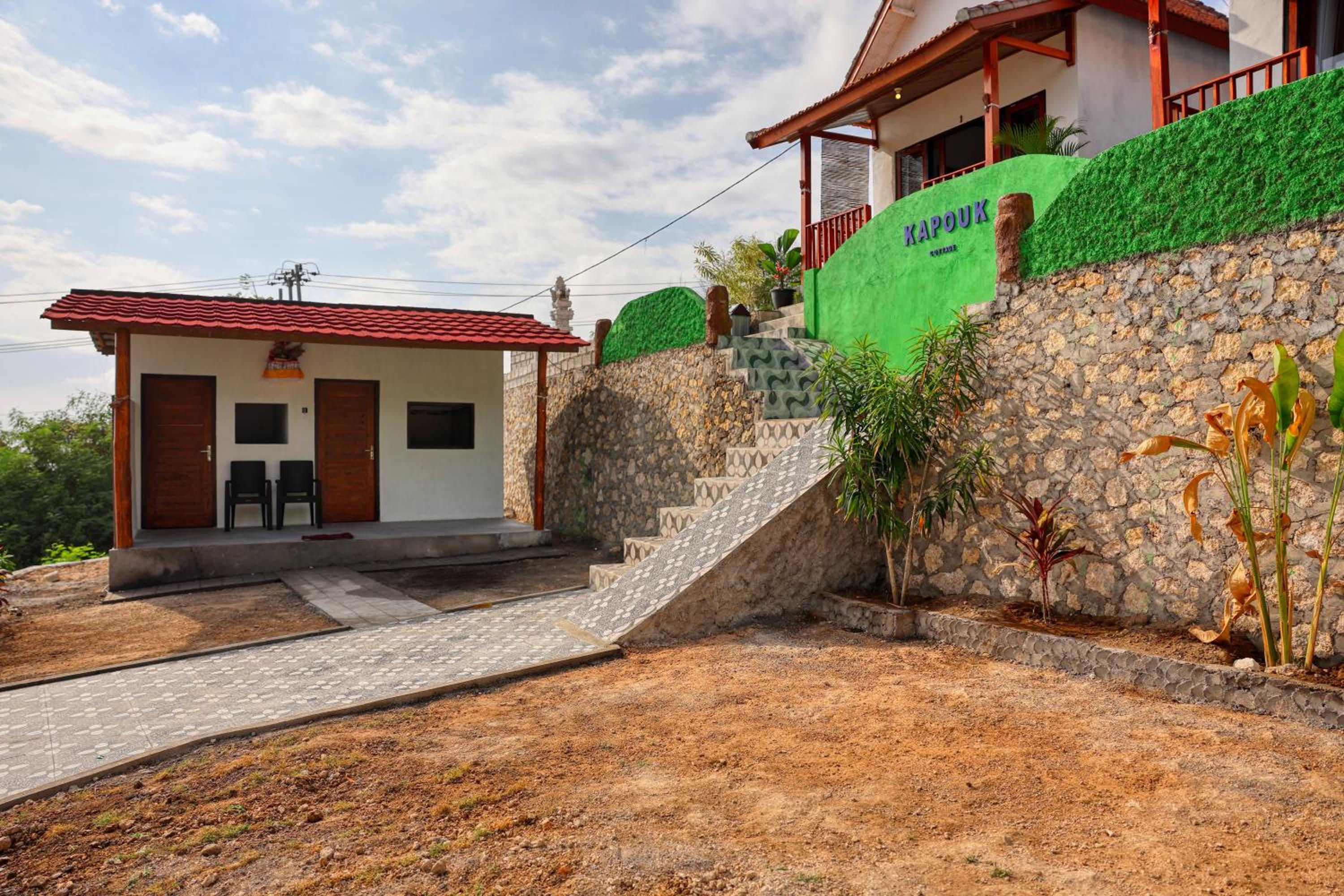 Kapouk Cottage
