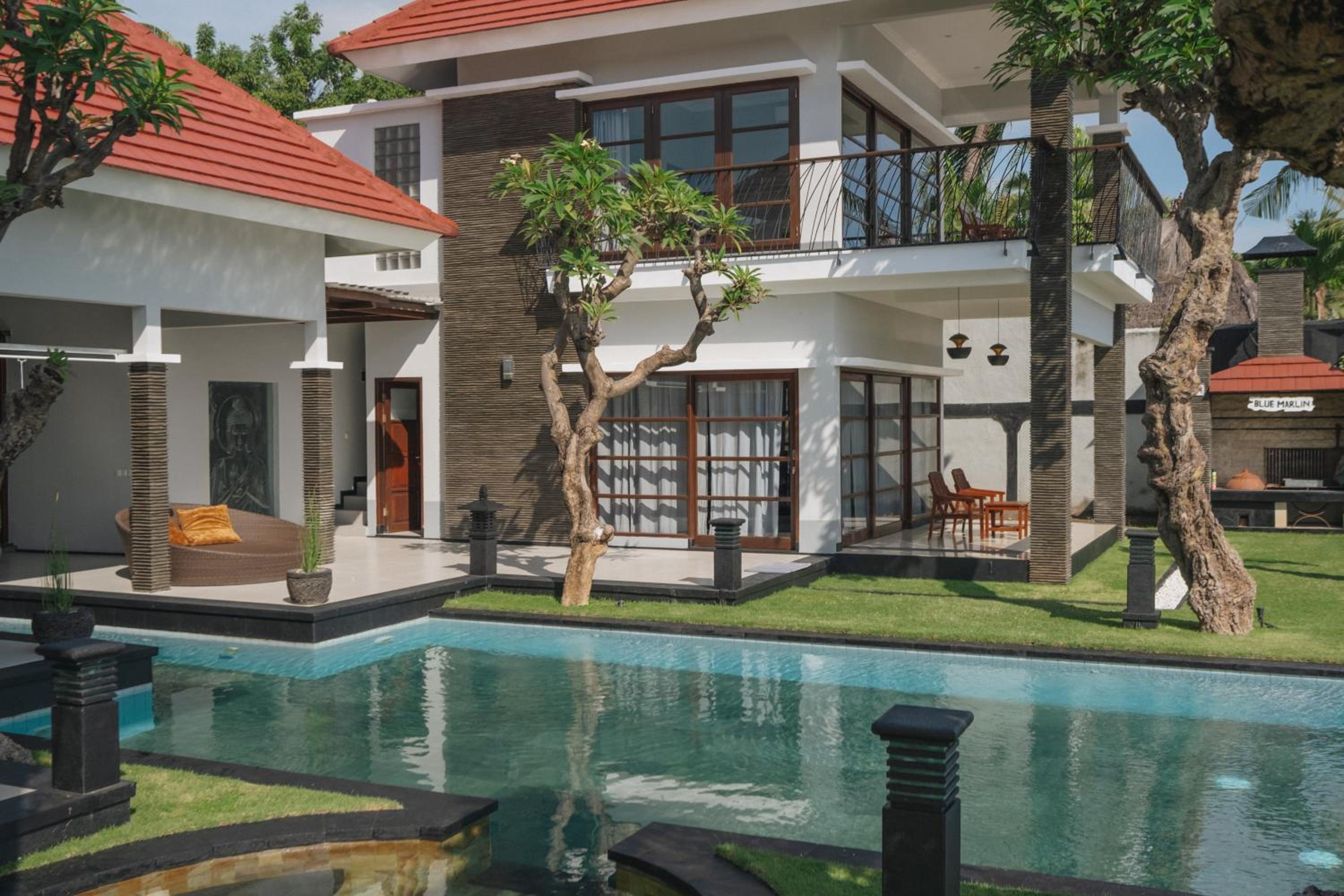 Blue Marlin 6-BR Villa Singaraja Bali