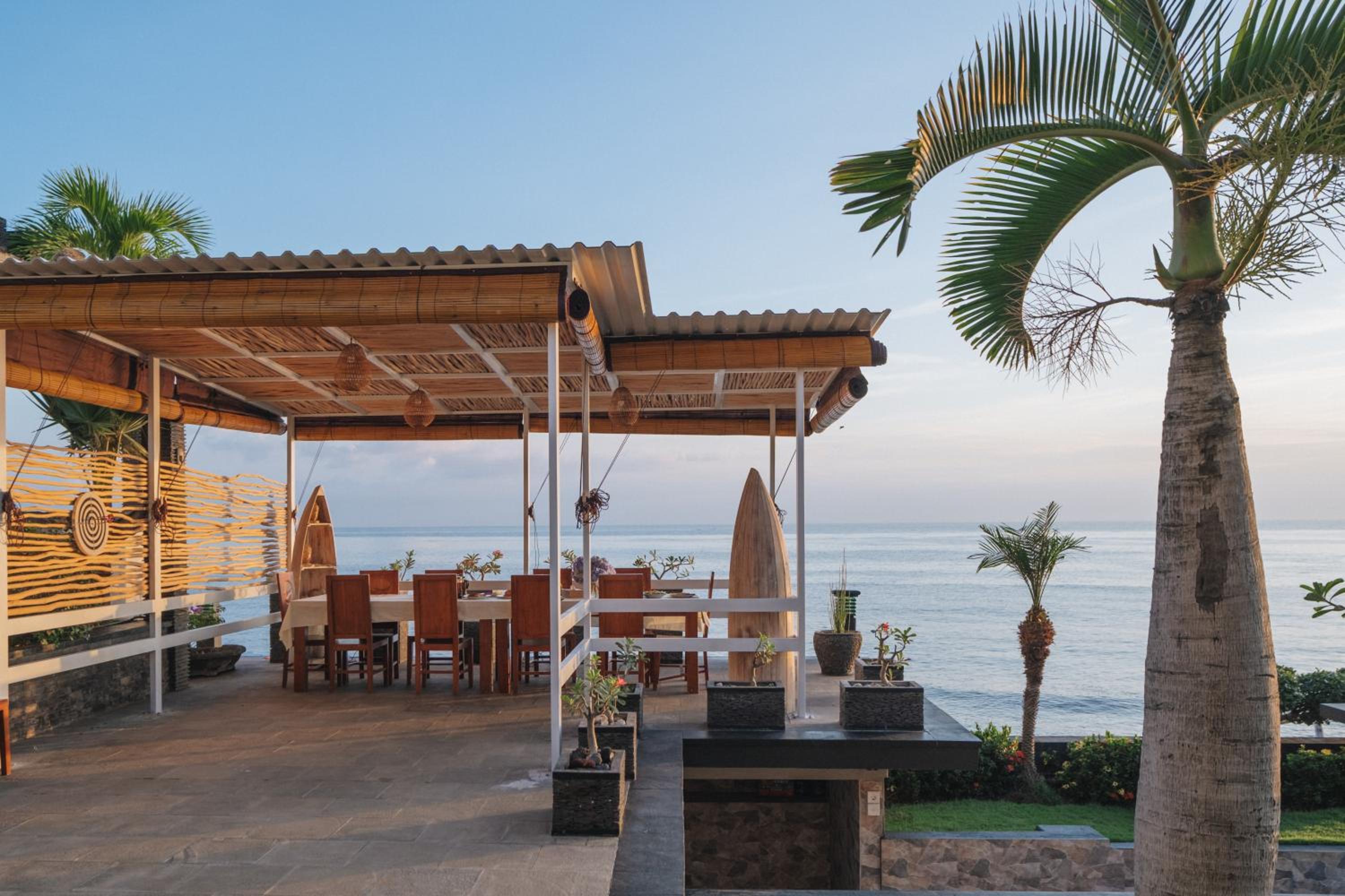 Blue Marlin 6-BR Villa Singaraja Bali
