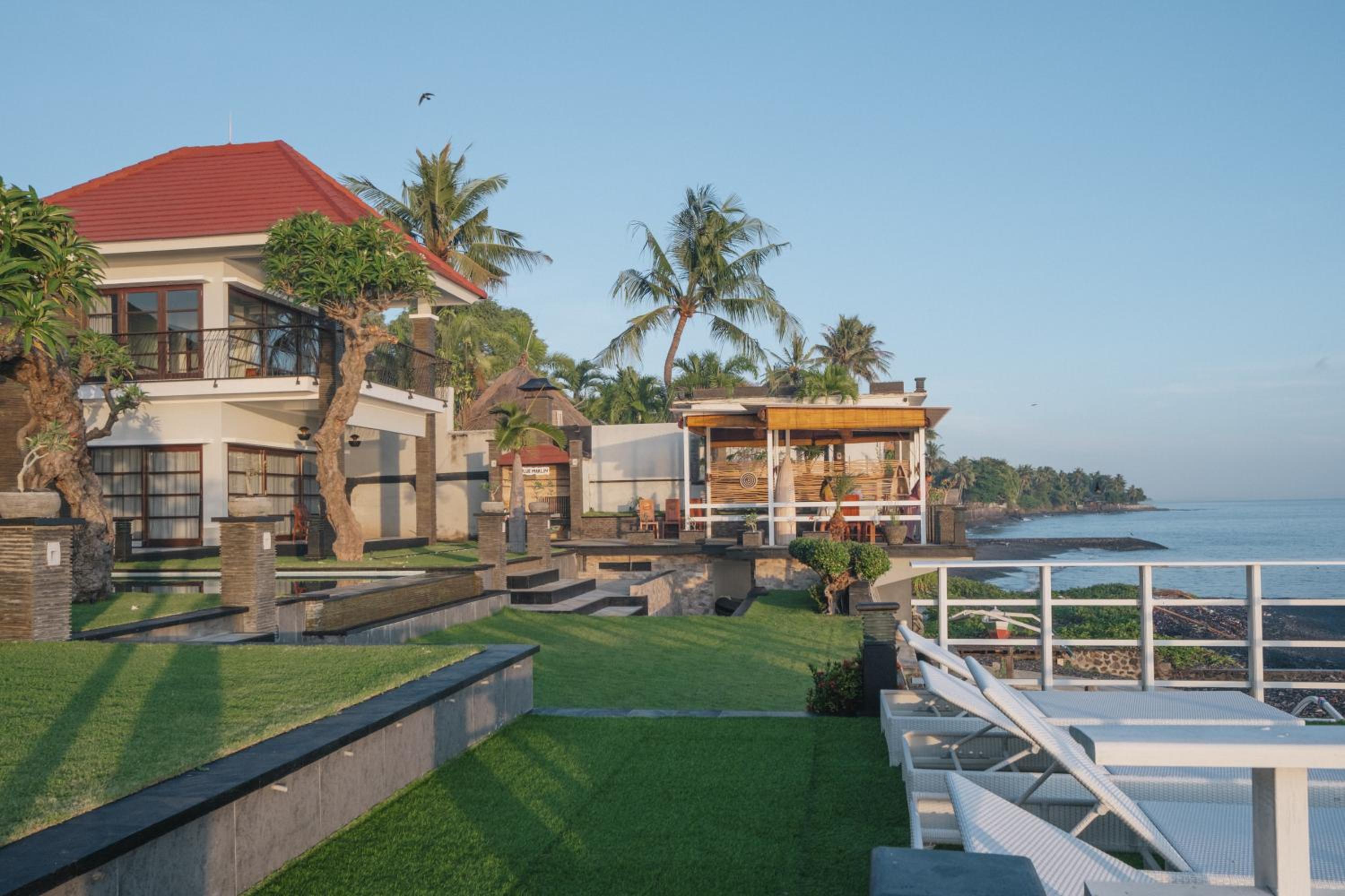 Blue Marlin 6-BR Villa Singaraja Bali