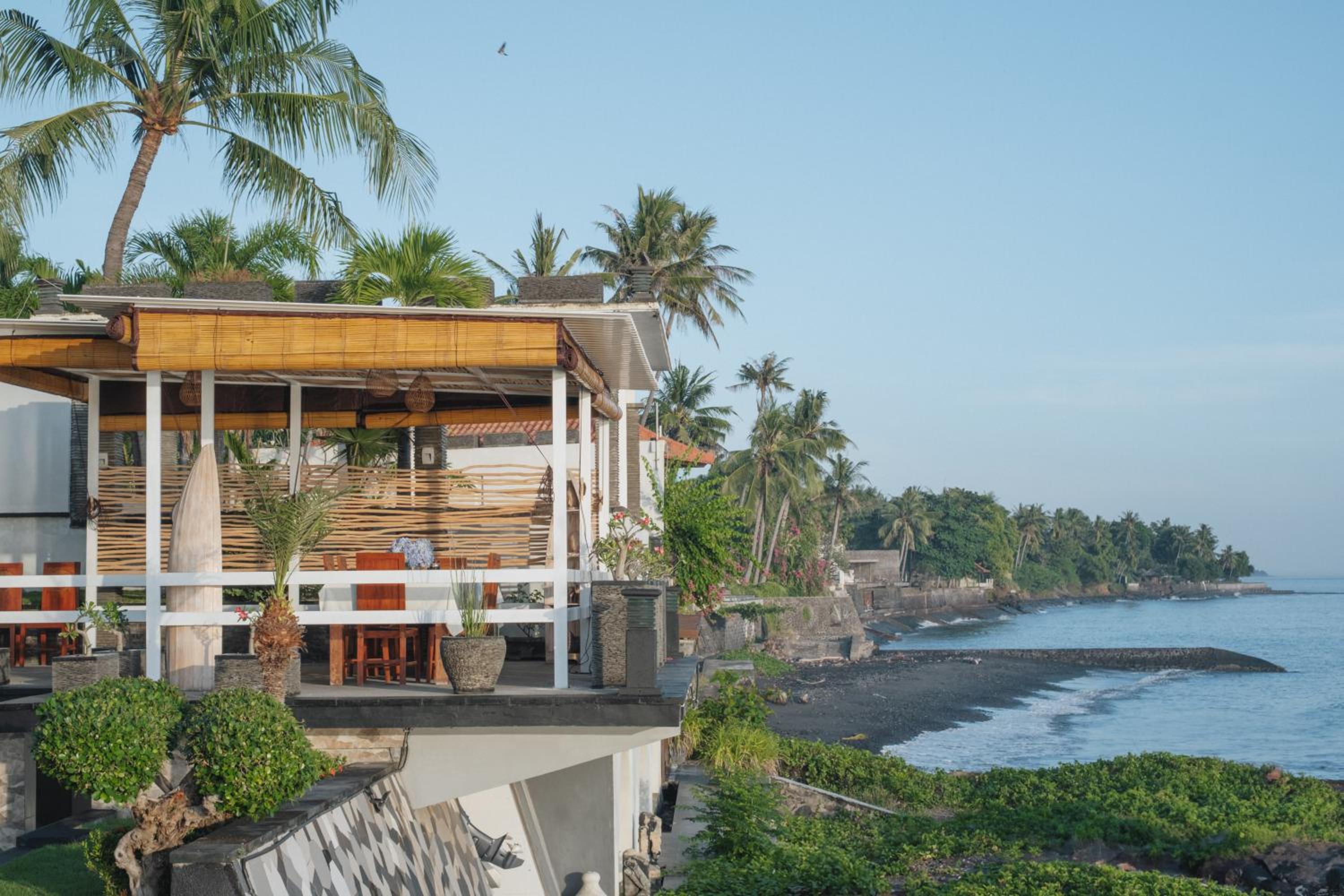 Blue Marlin 6-BR Villa Singaraja Bali
