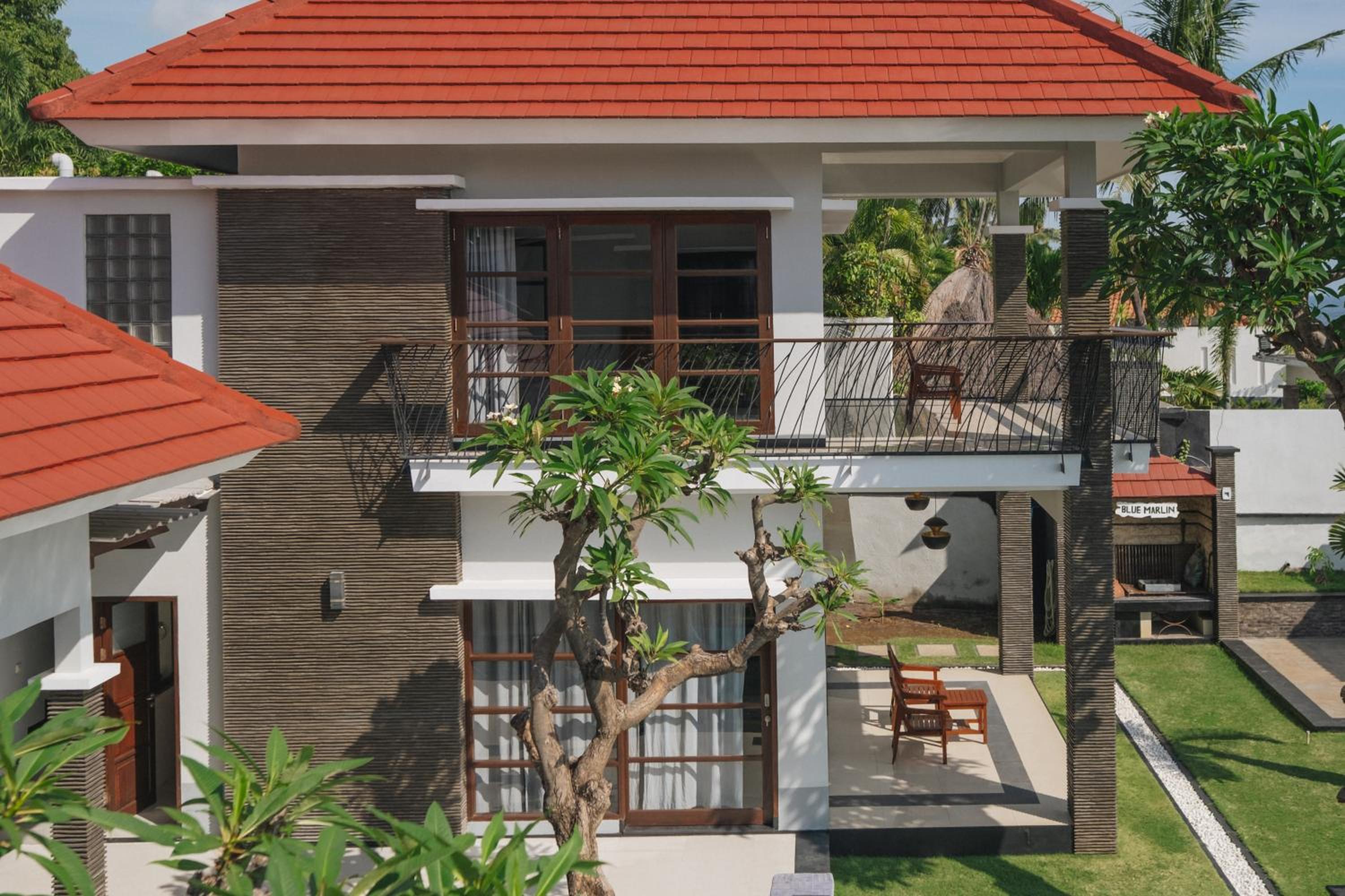 Blue Marlin 6-BR Villa Singaraja Bali