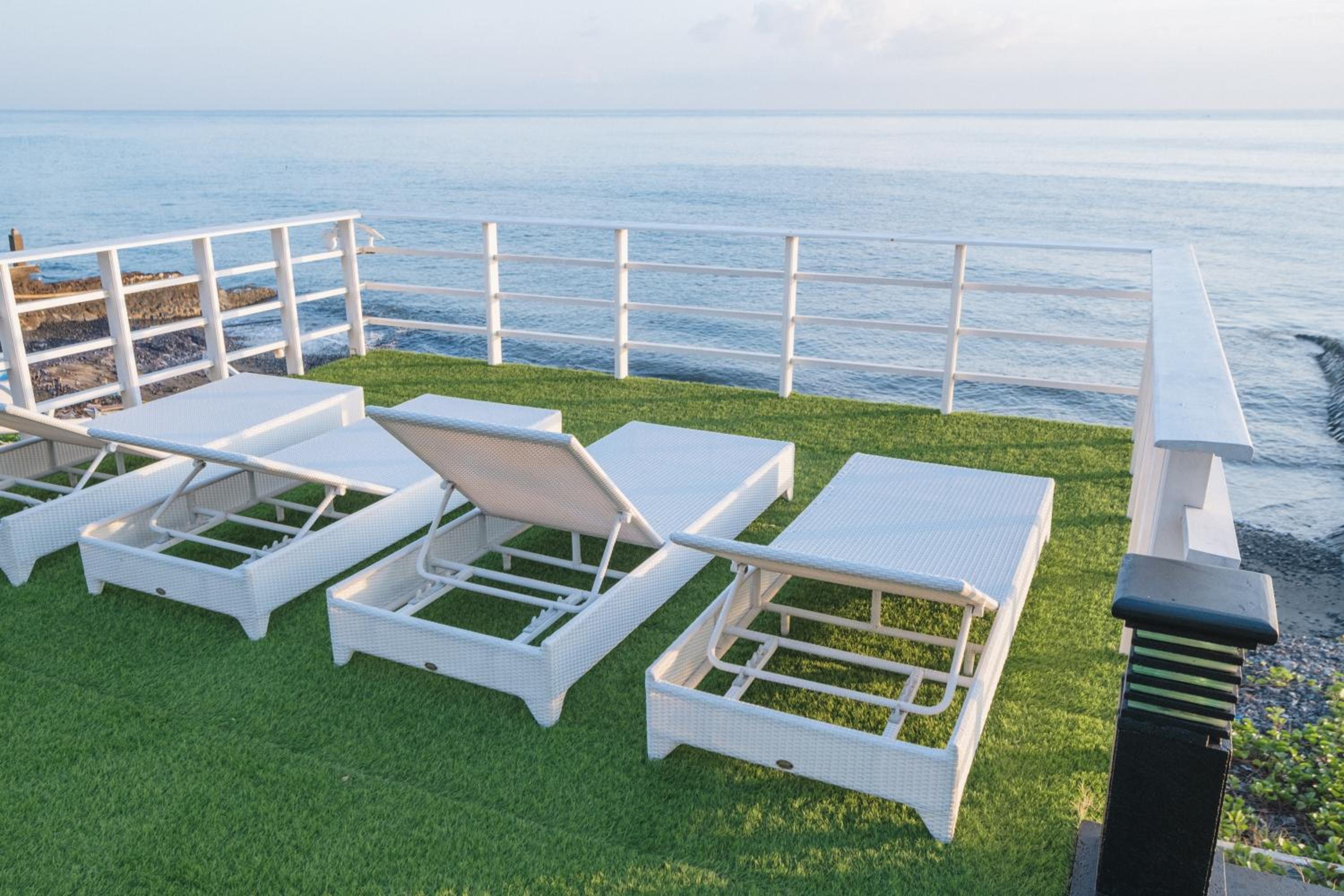 Blue Marlin 6-BR Villa Singaraja Bali