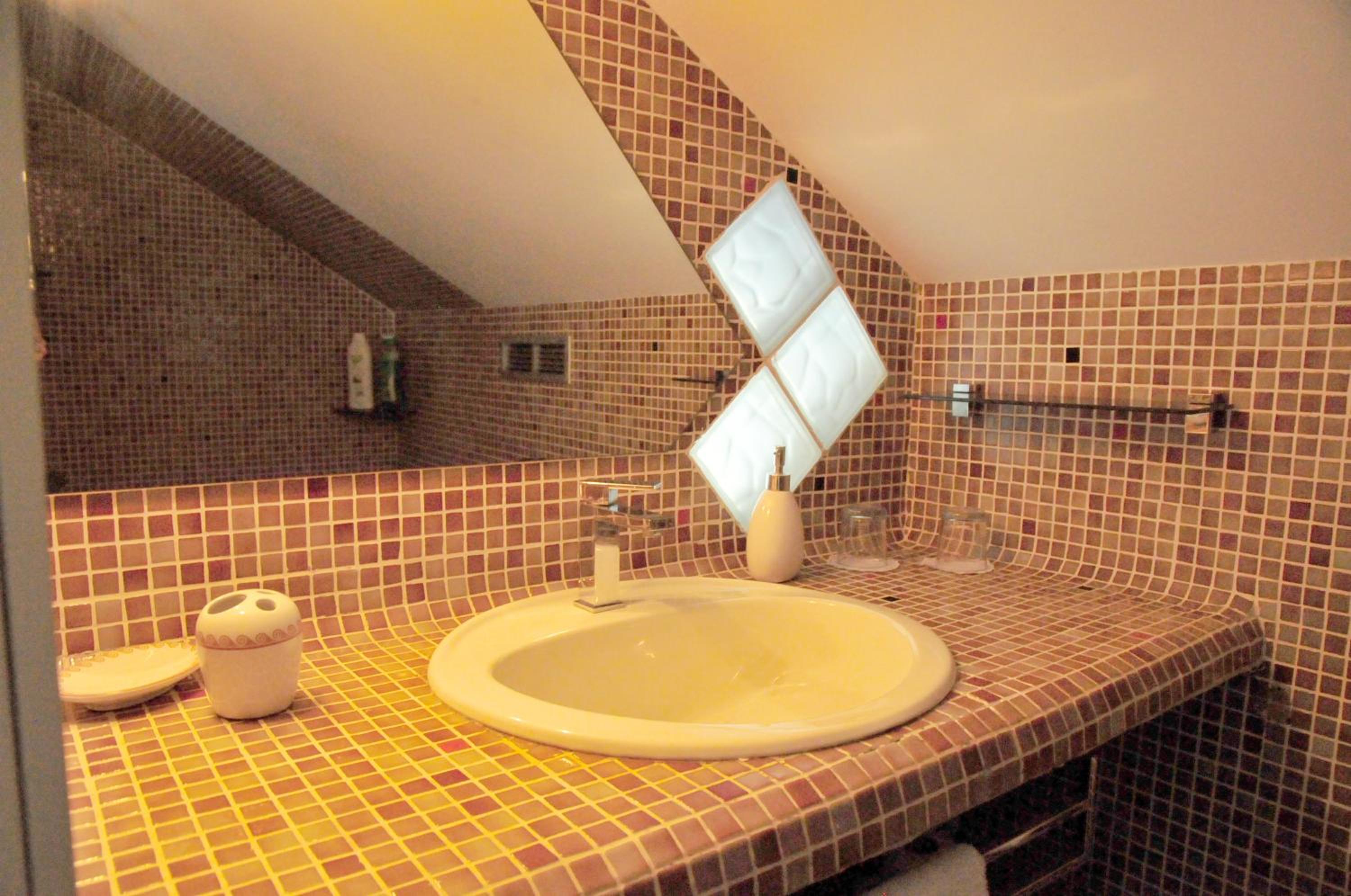 Photo 42
