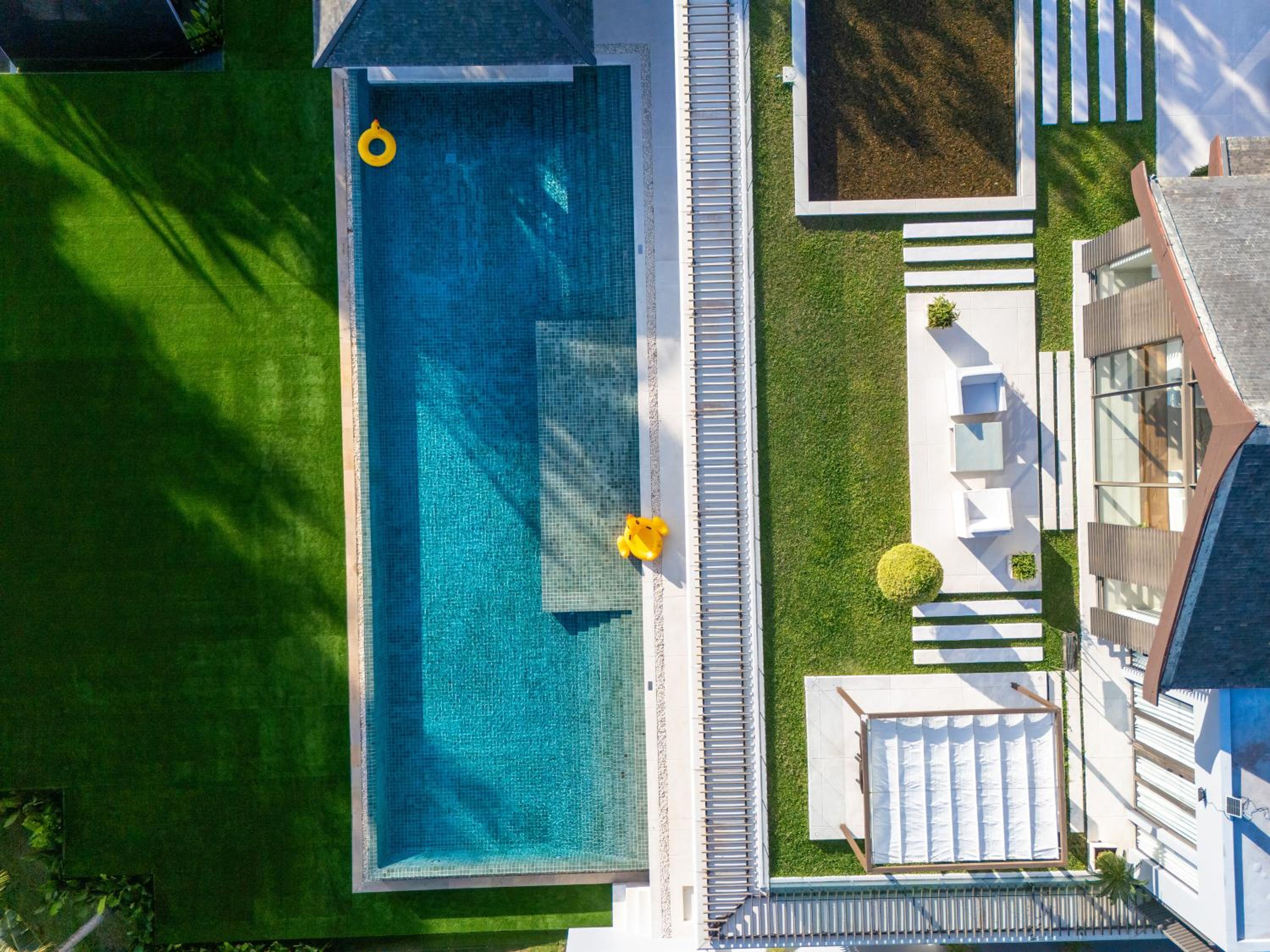 Villa Serenity -30 meter Pool & 6 Bedroom with Cinema Room and Gym