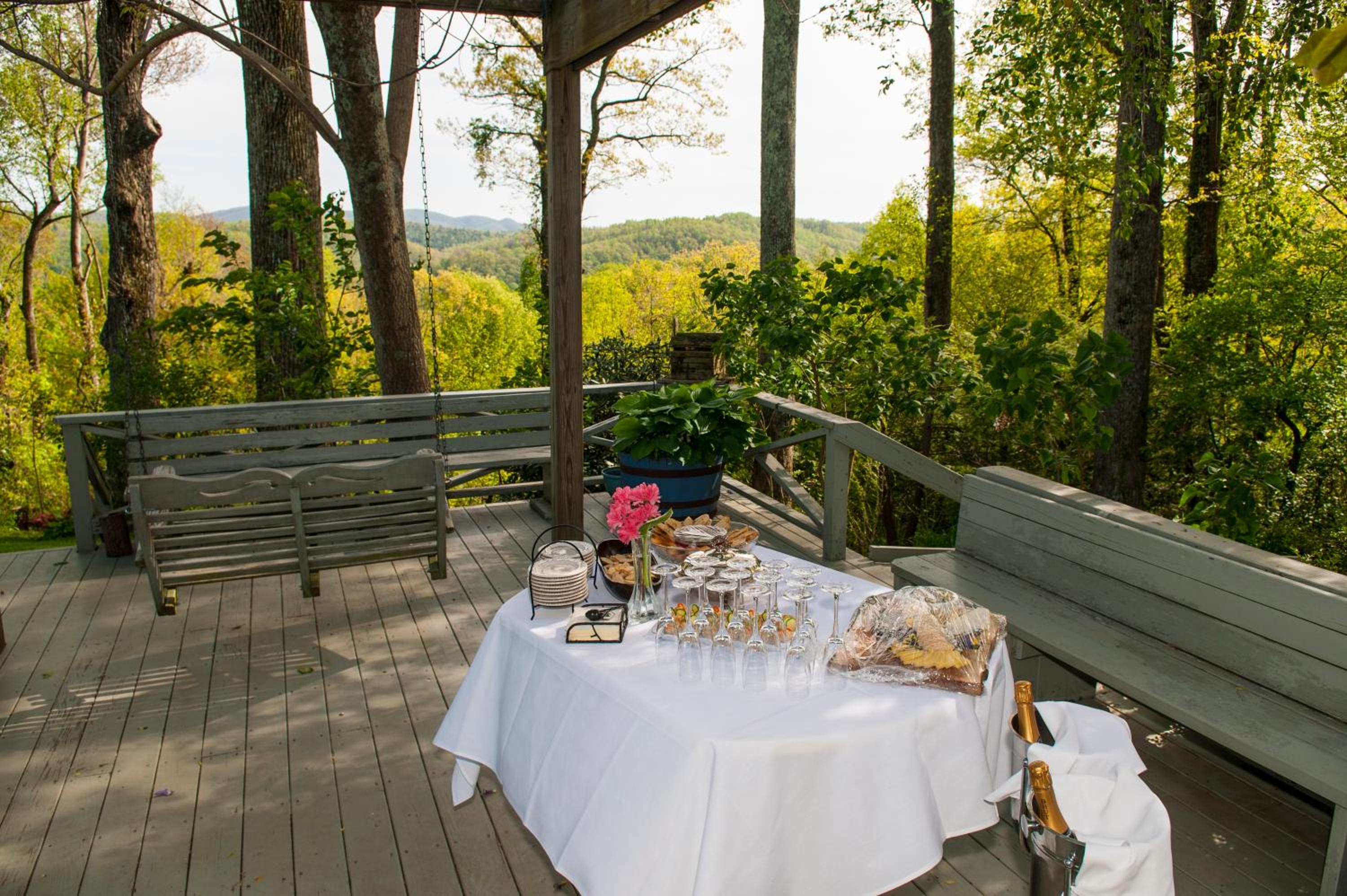 Orchard Inn