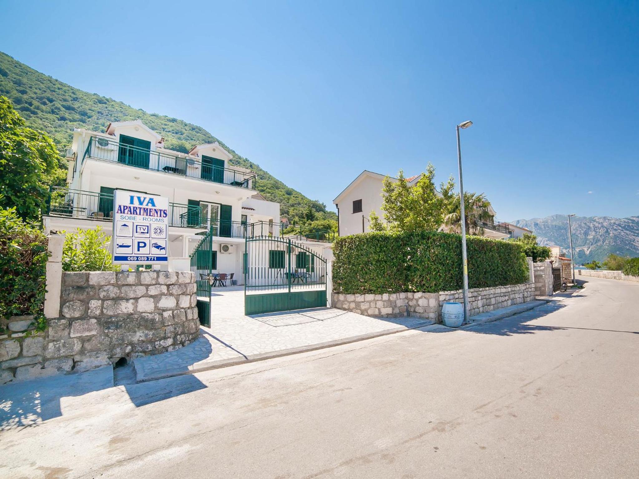 Apartments Iva