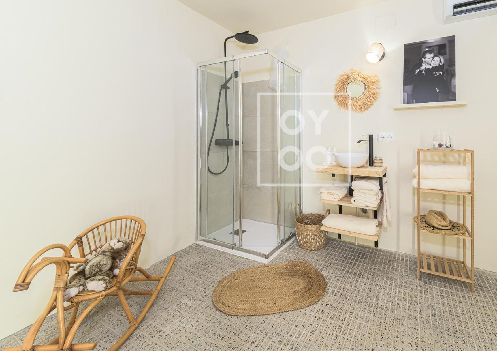 Villa Tutti sur Mer - boho style - private heated pool - mountain views - by Oyoostays