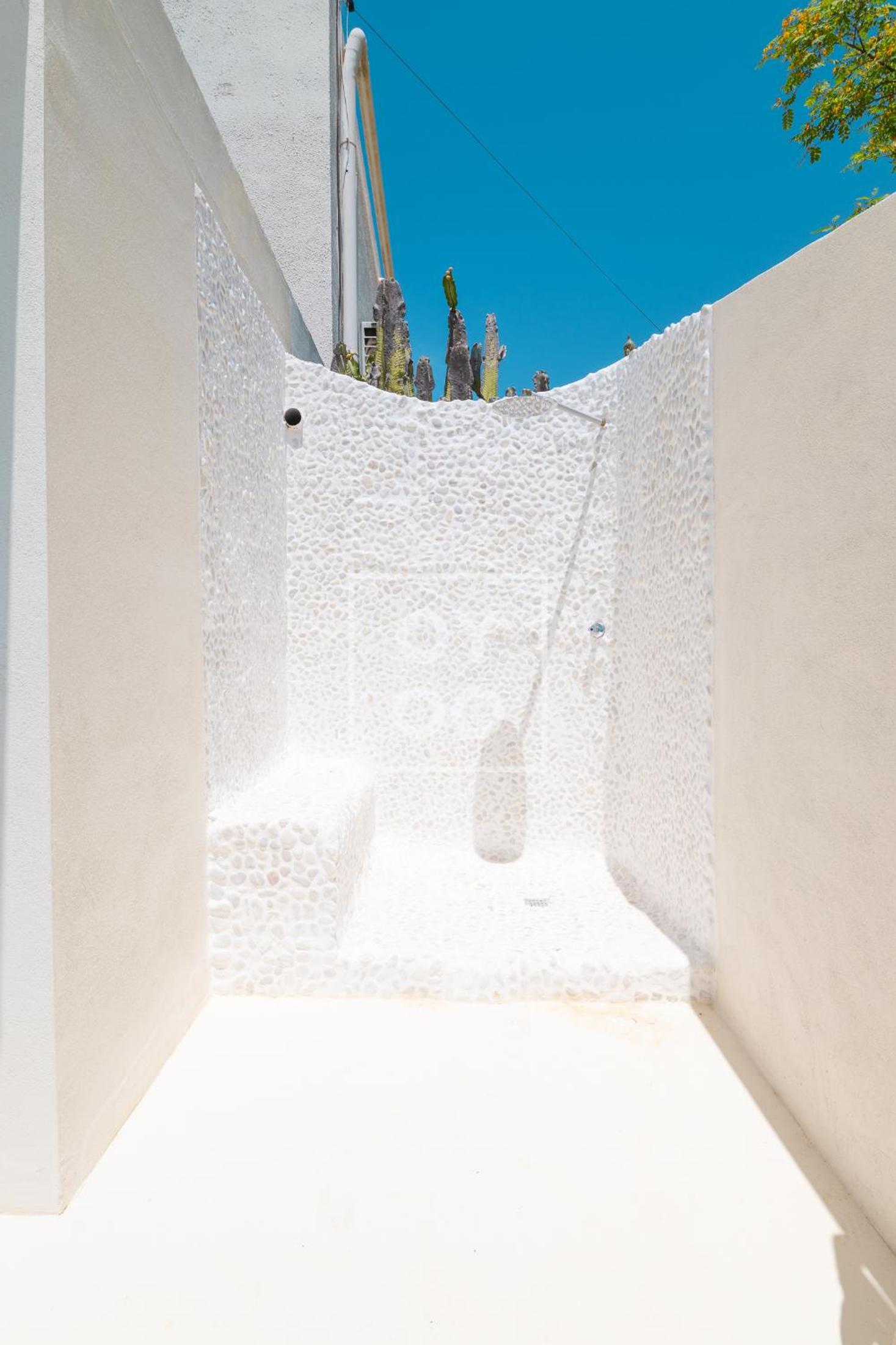 Villa Tutti sur Mer - boho style - private heated pool - mountain views - by Oyoostays