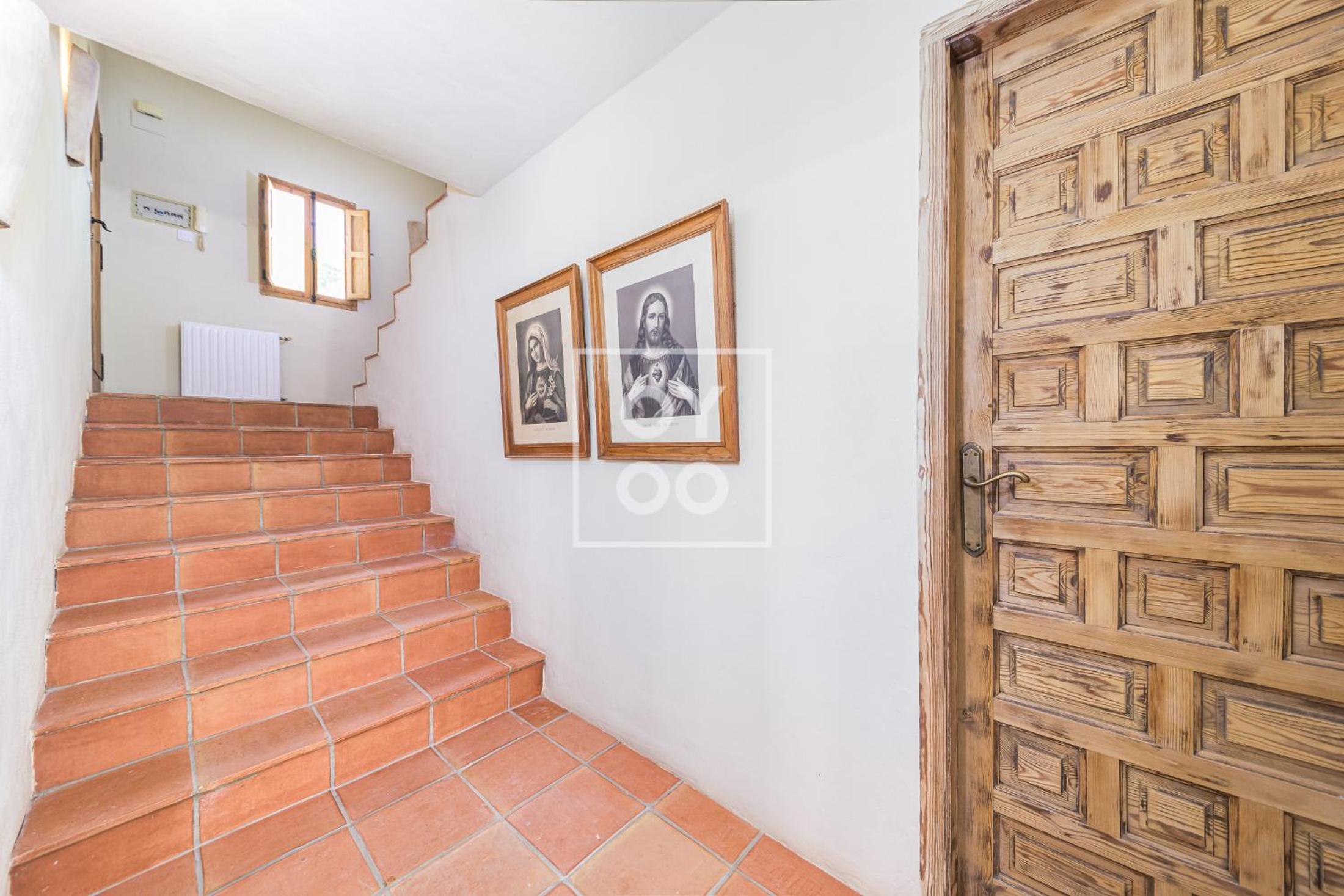 Villa Tutti sur Mer - boho style - private heated pool - mountain views - by Oyoostays