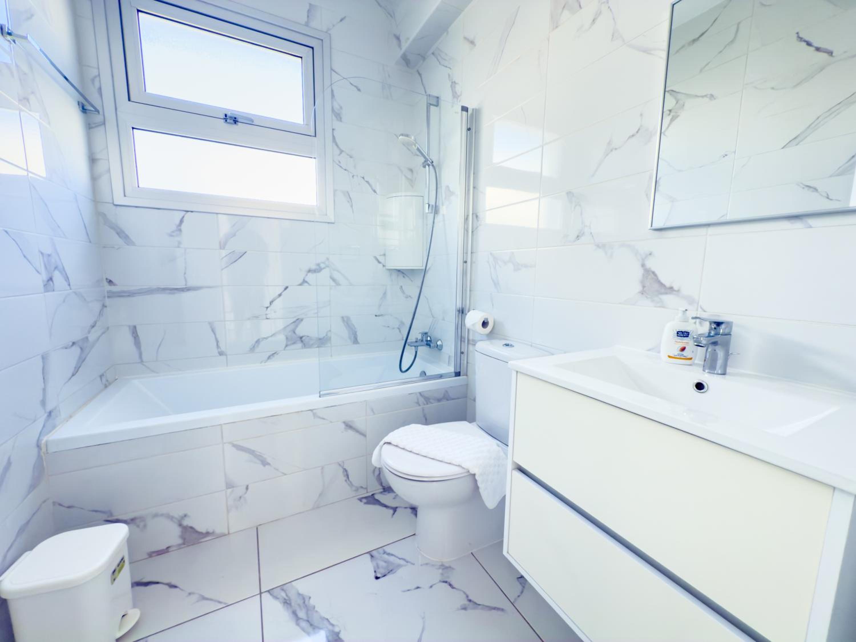 Alassia Blue Villa