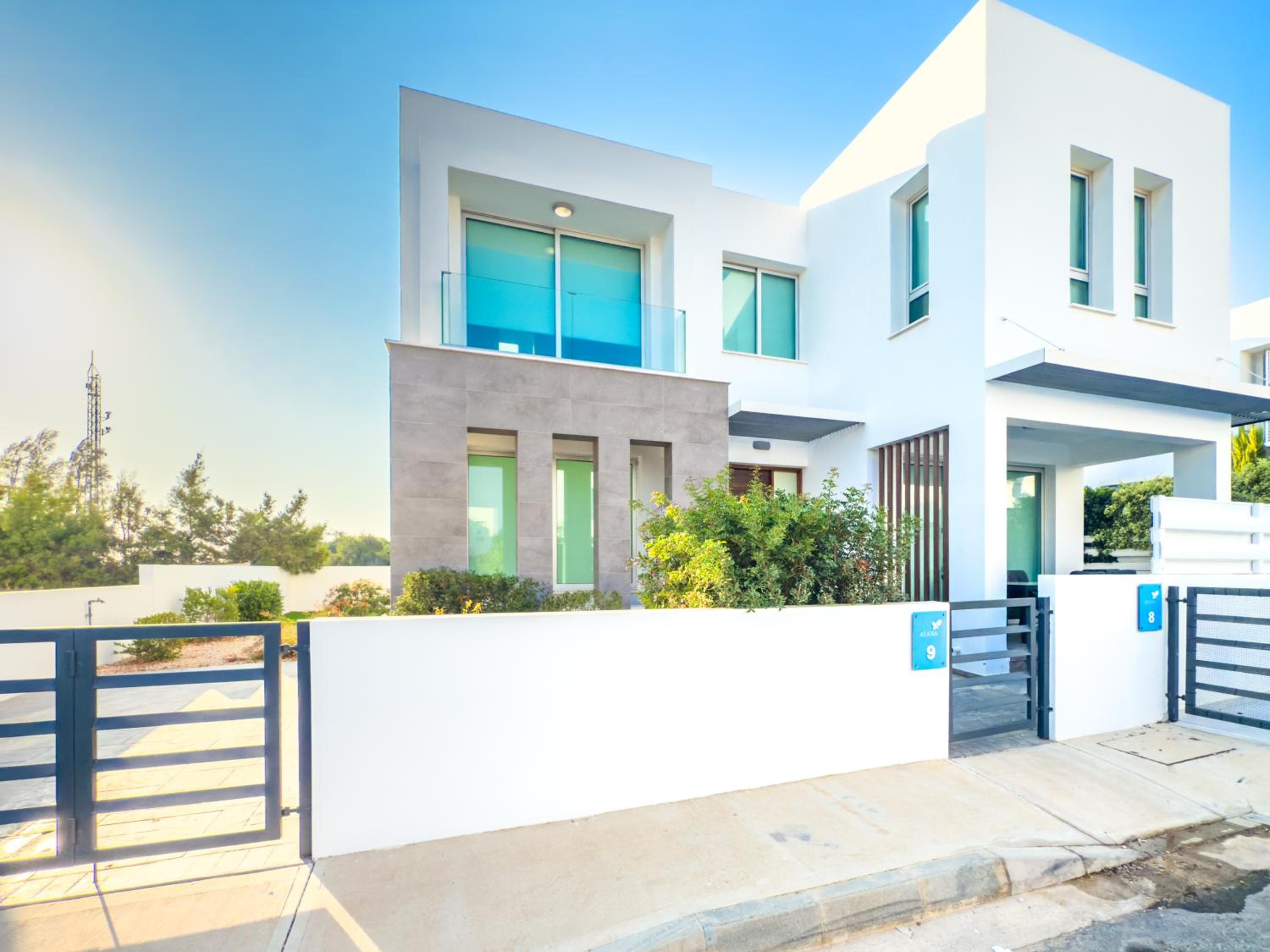Alassia Blue Villa