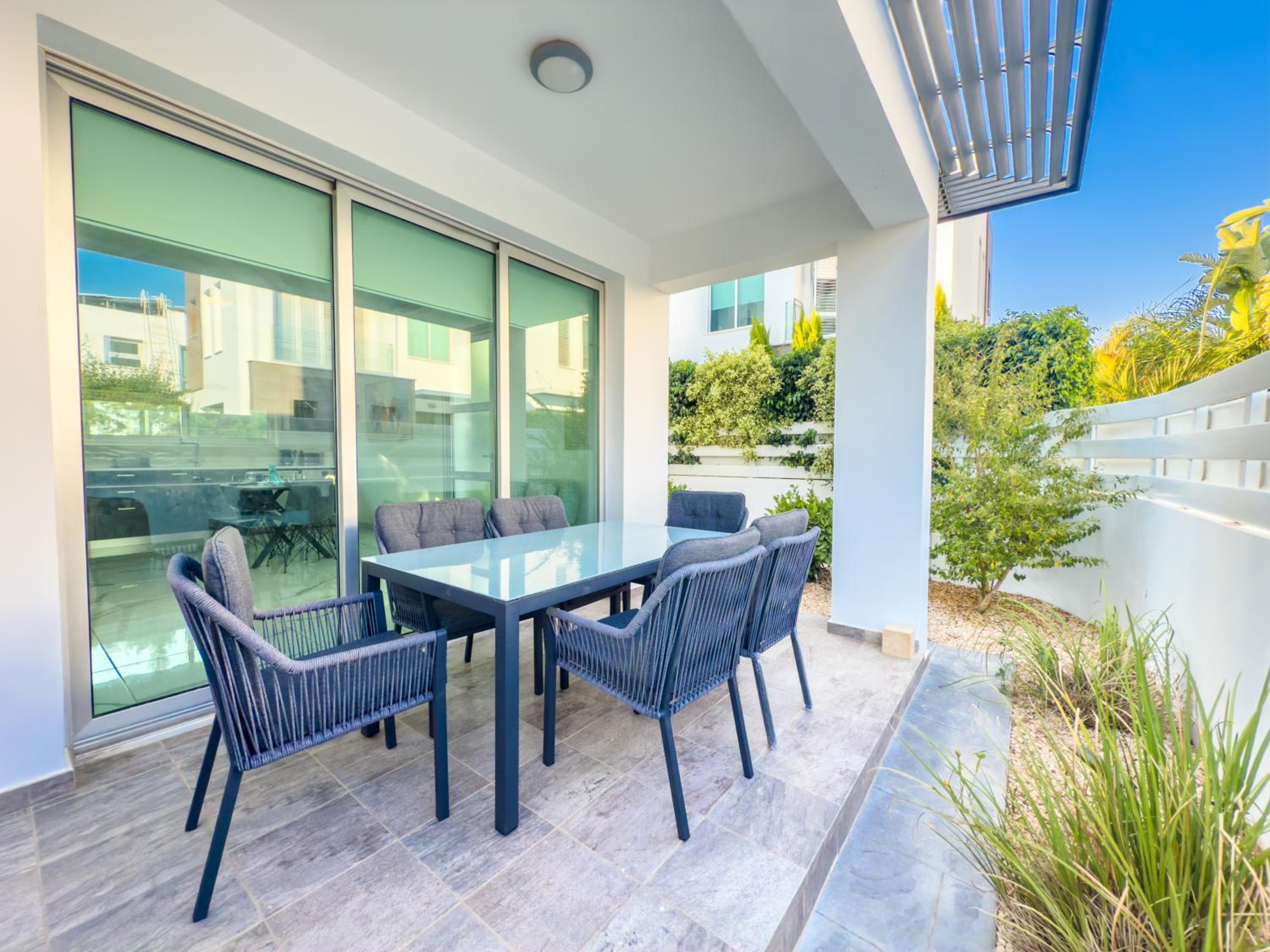 Alassia Blue Villa