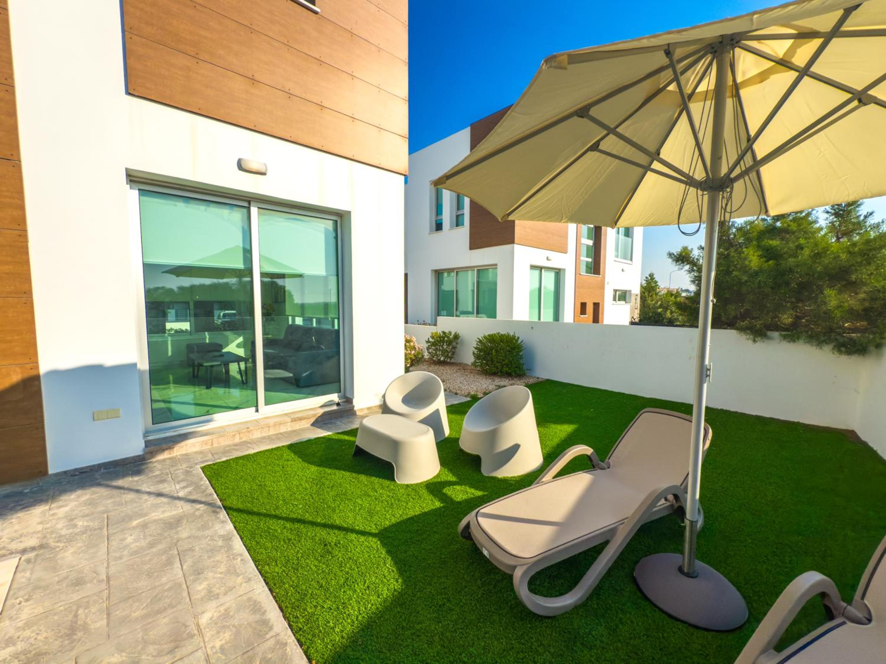 Alassia Blue Villa