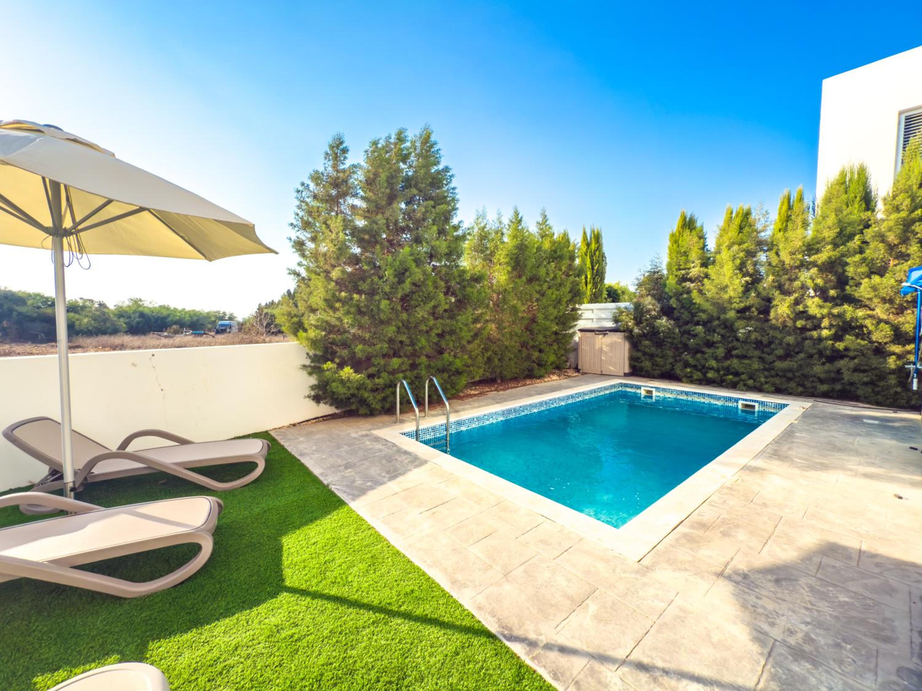 Alassia Blue Villa