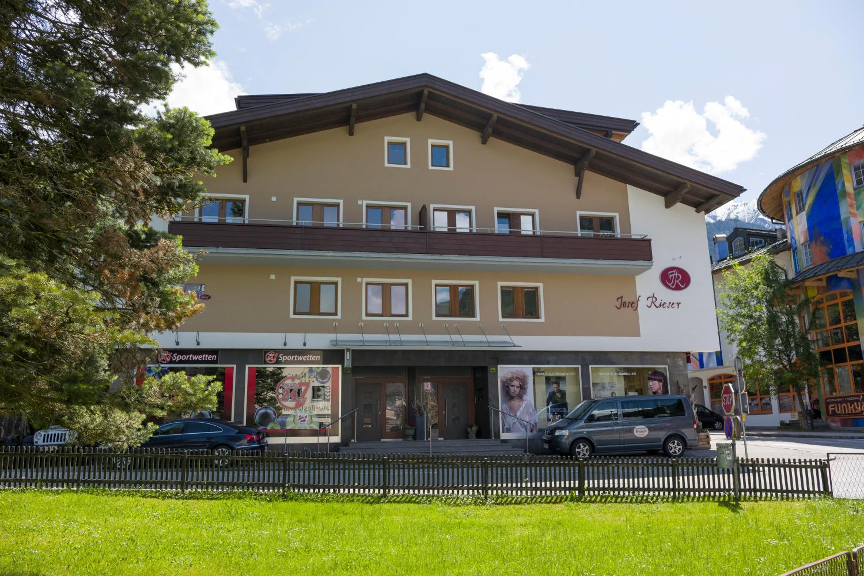 Appartements Rieser - im Herzen von Mayrhofen - sonniger Balkon - 3 Schlafzimmer