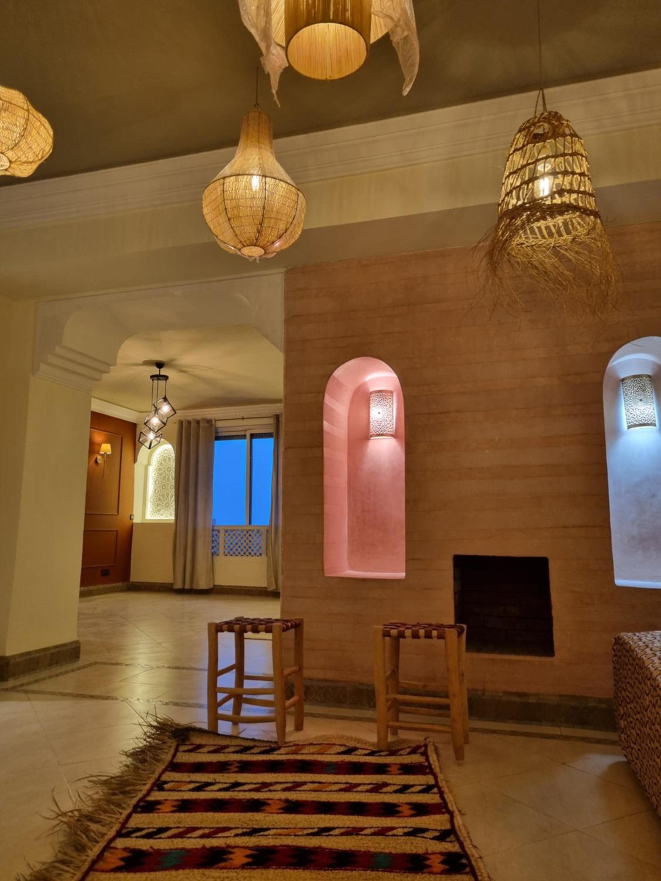 Entire Luxury Duplex Appart 3Bedroom 2Living Rooms in Top Center
