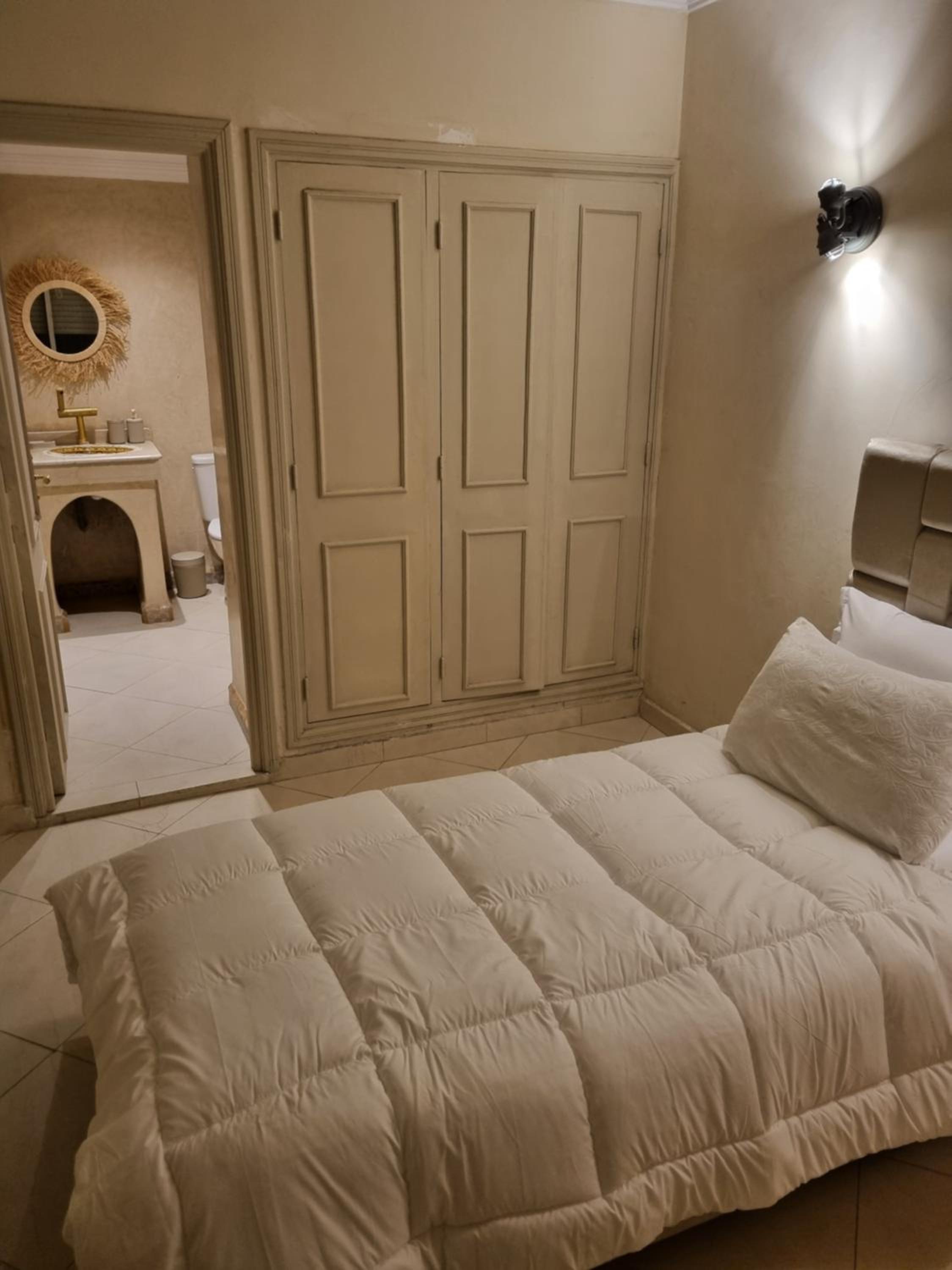 Entire Luxury Duplex Appart 3Bedroom 2Living Rooms in Top Center