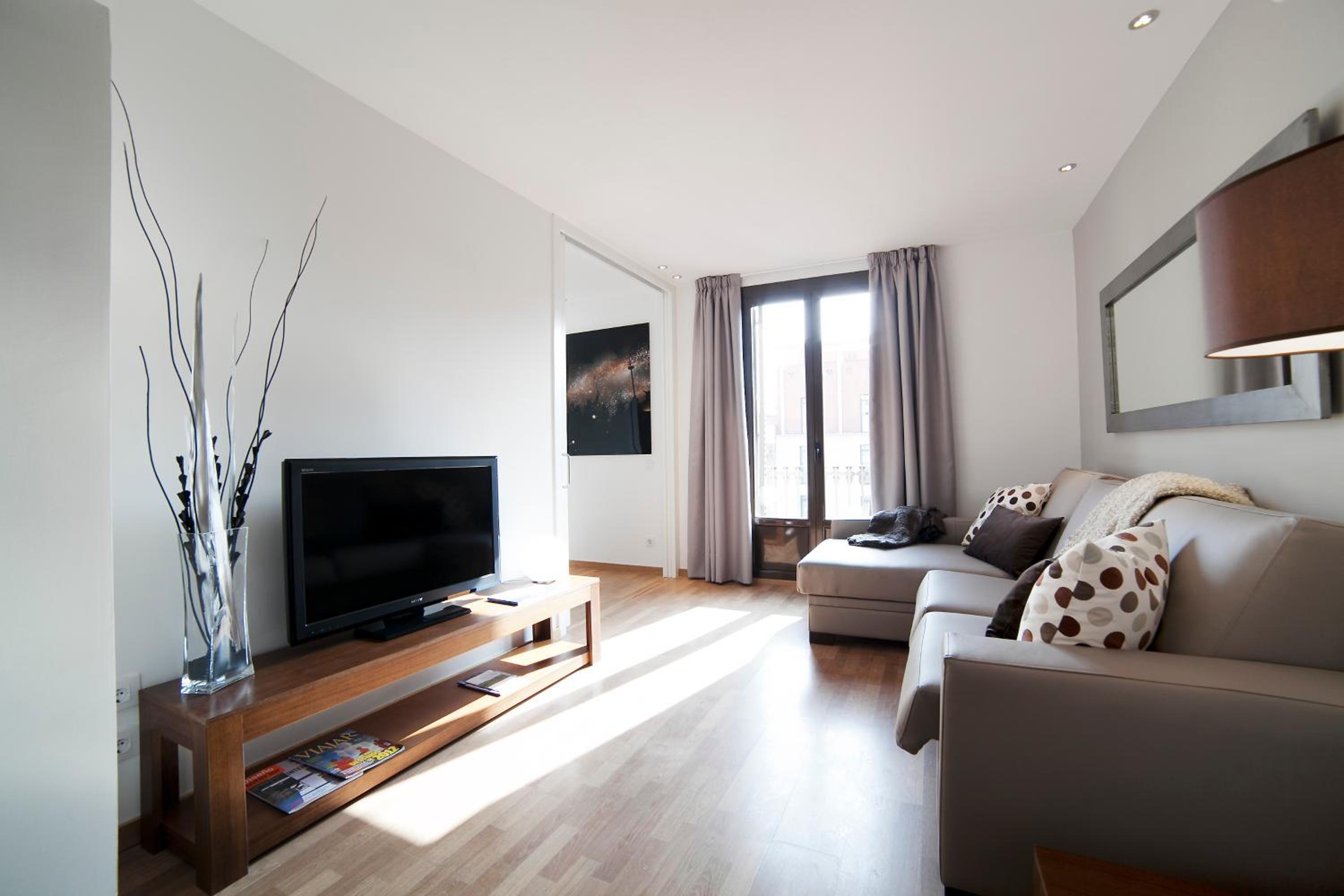 Serennia Apartamentos Ramblas - Plaça Catalunya