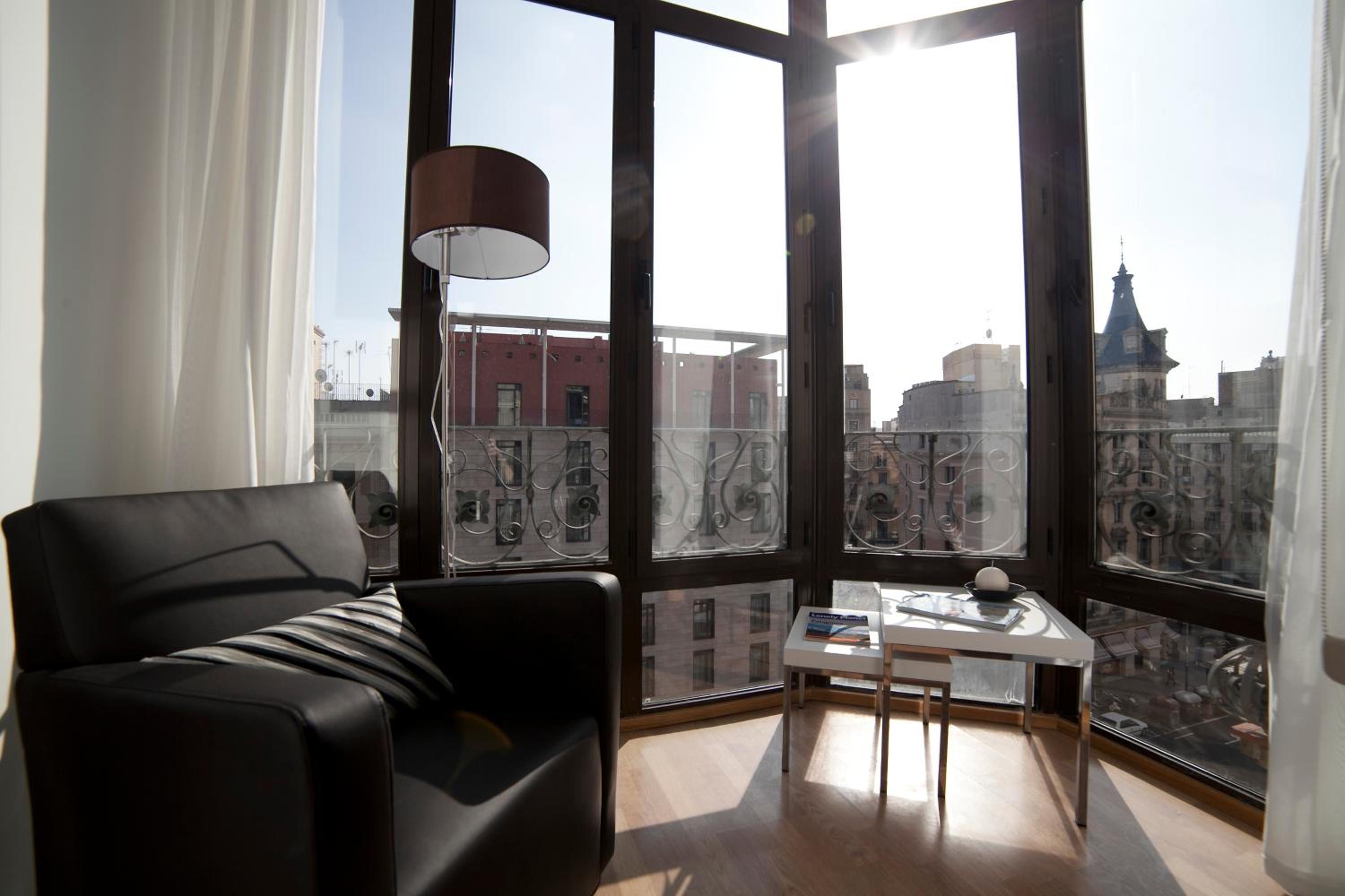 Serennia Apartamentos Ramblas - Plaça Catalunya
