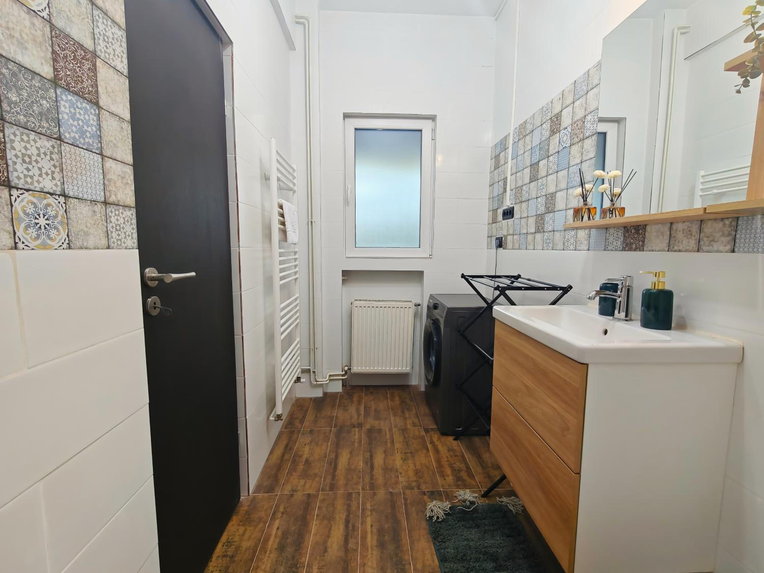 Botev Design Apartments - Walk to Old Town - Pumo Properties