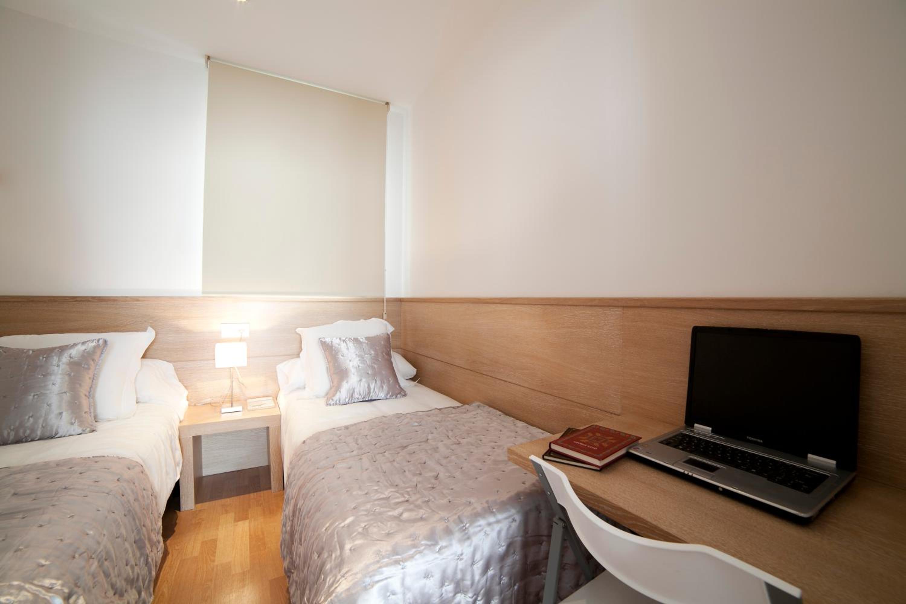 Serennia Apartamentos Ramblas - Plaça Catalunya