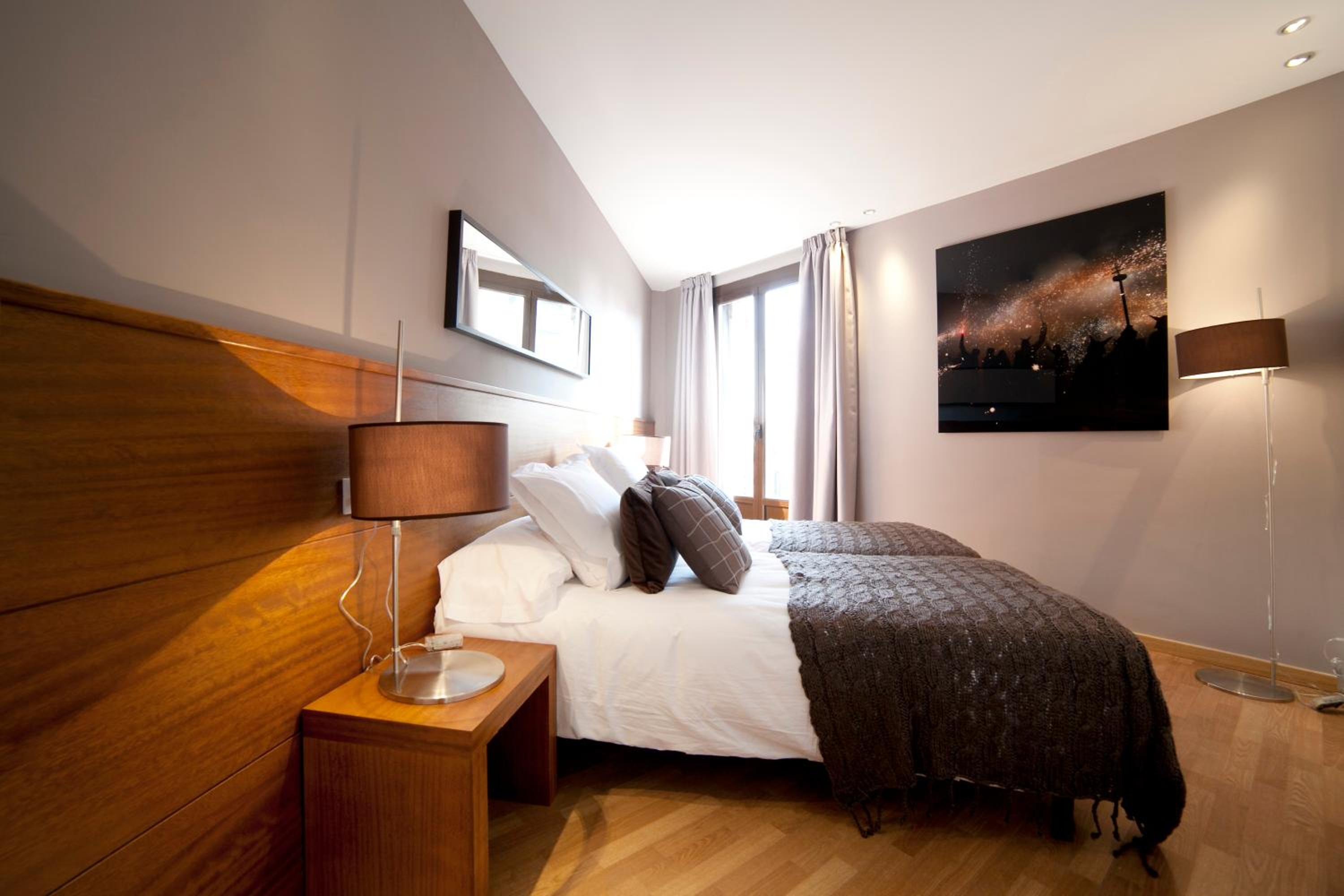 Serennia Apartamentos Ramblas - Plaça Catalunya