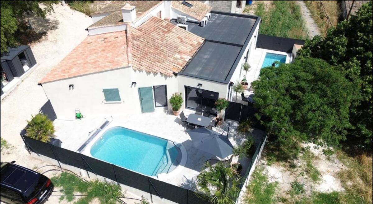 Le Clos Saint-Maximin - 2 villas, 2 piscines, 12 pers