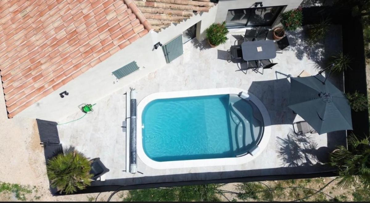Le Clos Saint-Maximin - 2 villas, 2 piscines, 12 pers