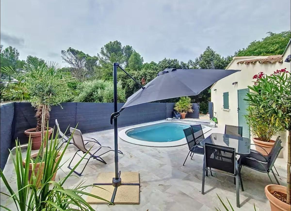 Le Clos Saint-Maximin - 2 villas, 2 piscines, 12 pers