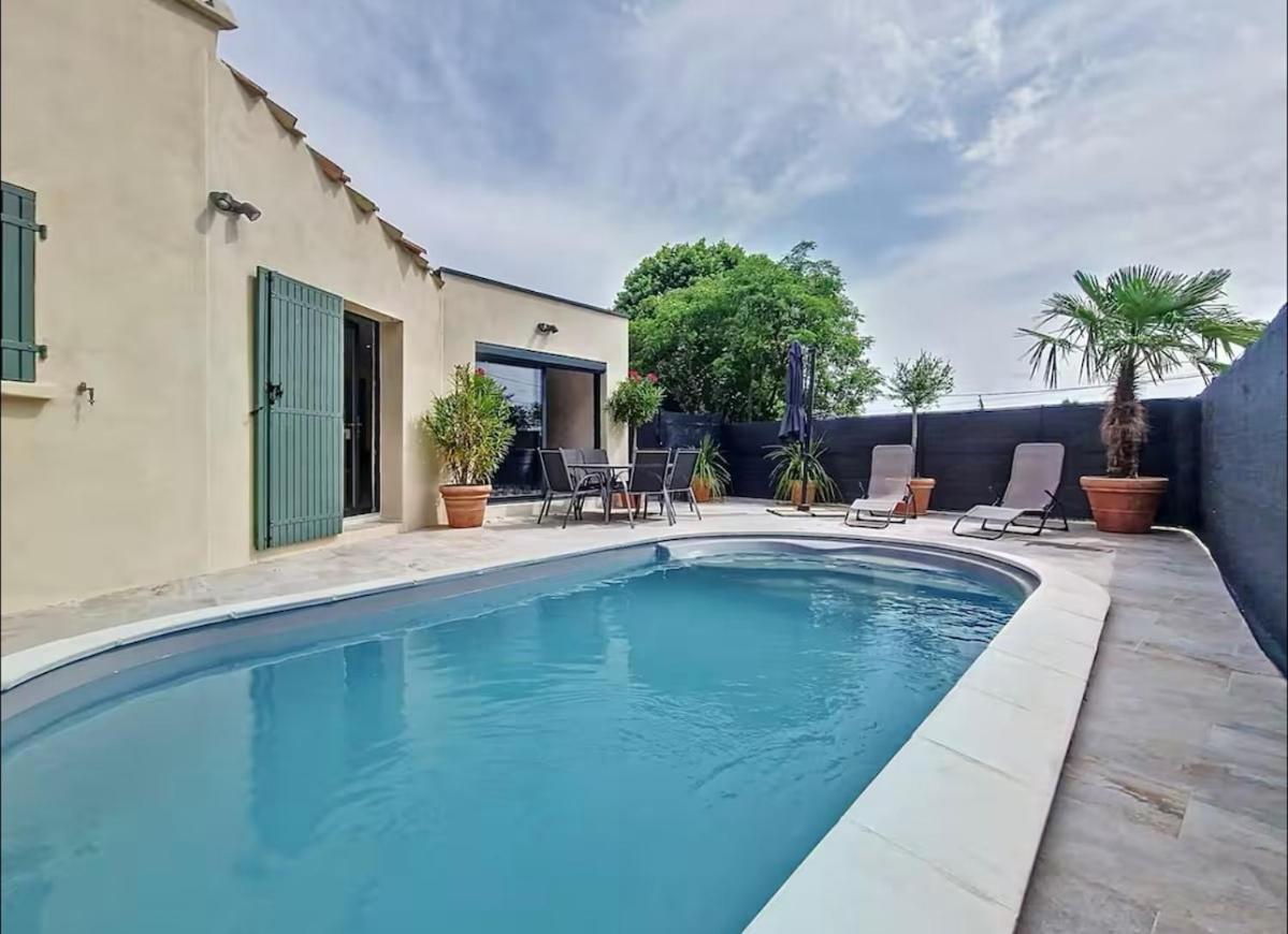 Le Clos Saint-Maximin - 2 villas, 2 piscines, 12 pers