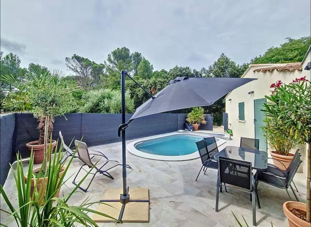 Le Clos Saint-Maximin - 2 villas, 2 piscines, 12 pers