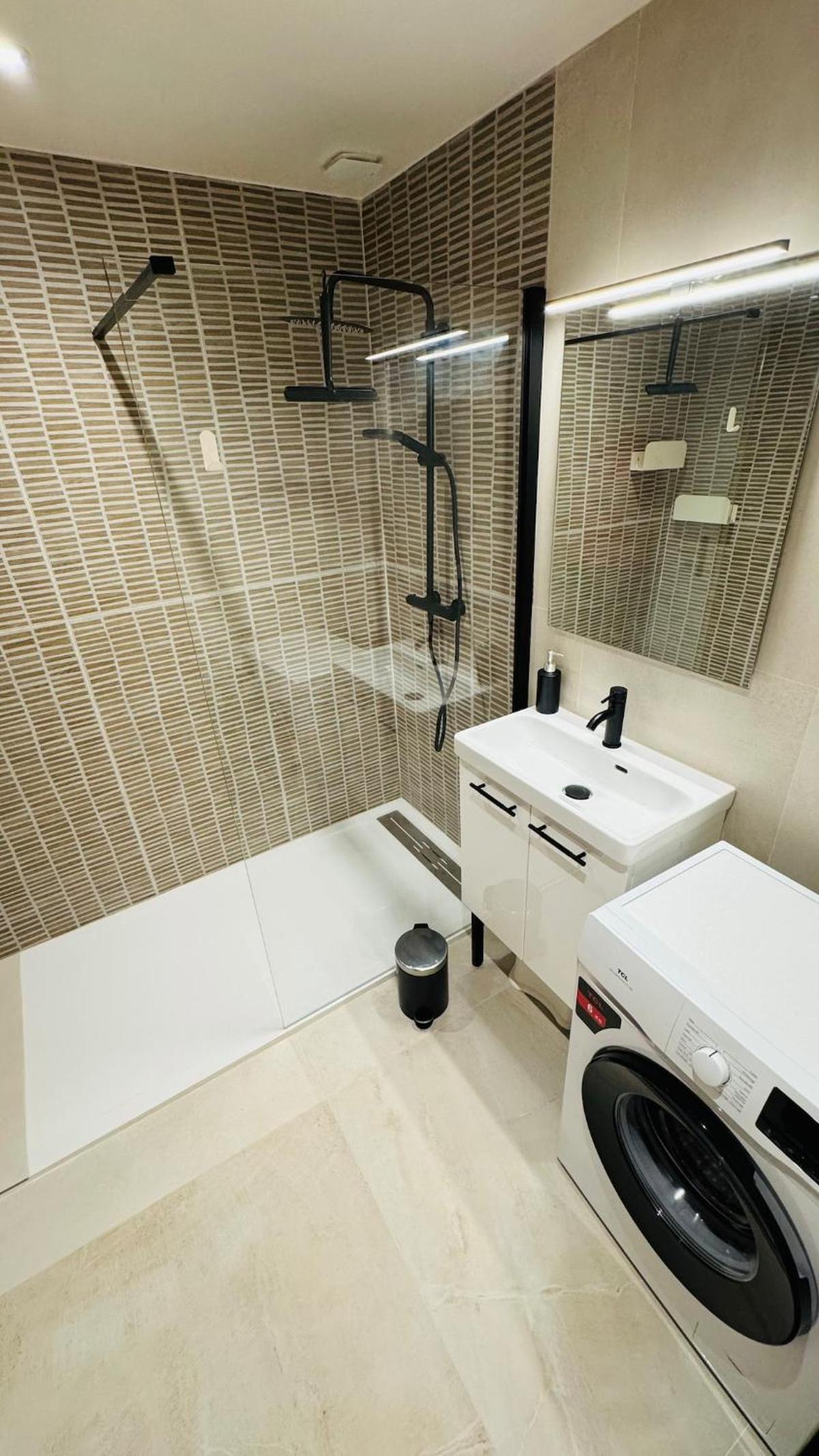 Le Clos Saint-Maximin - 2 villas, 2 piscines, 12 pers