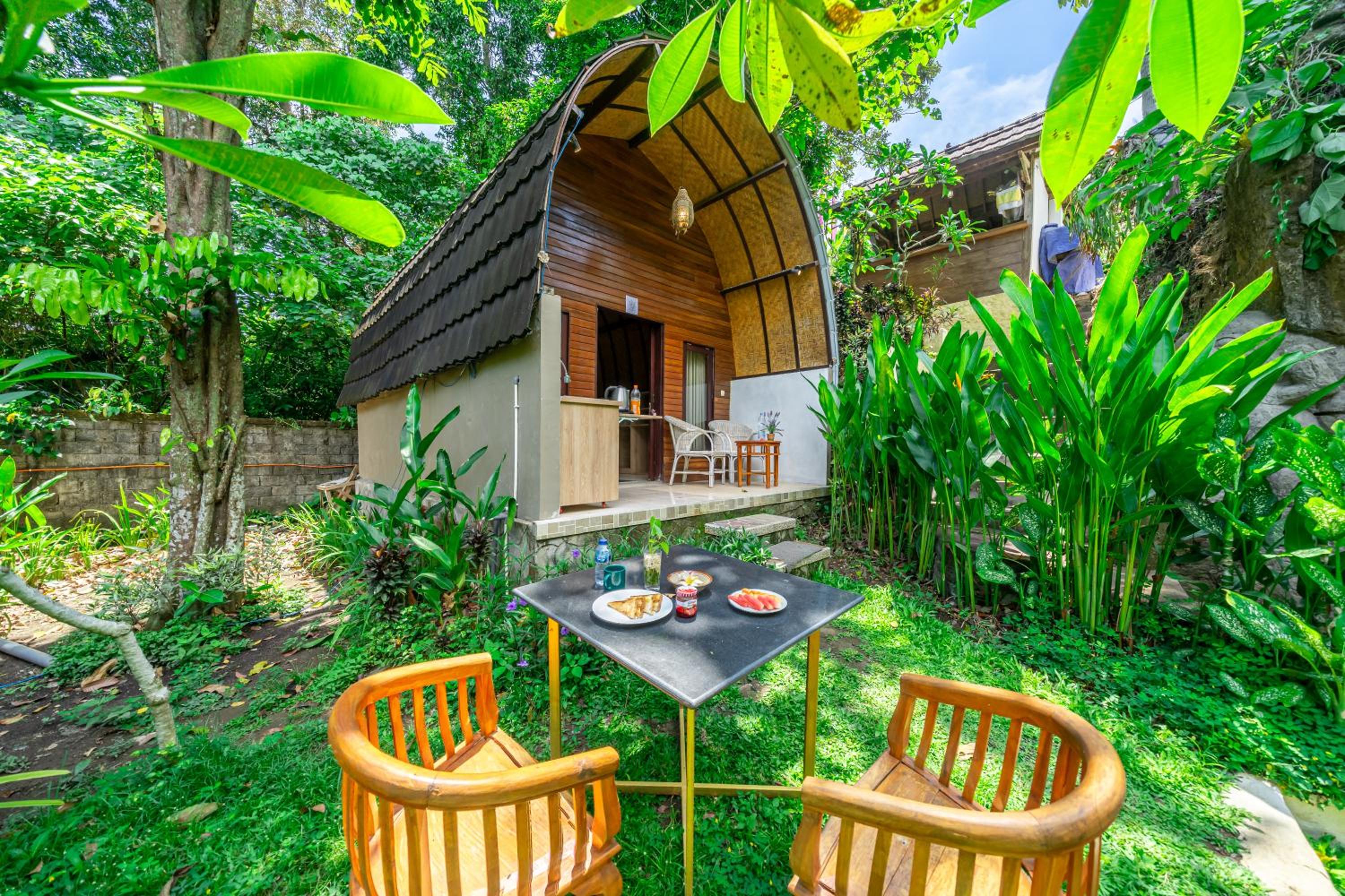 Jungle River 5 BR Villa- Pool, Yoga, Tubing Near Ubud